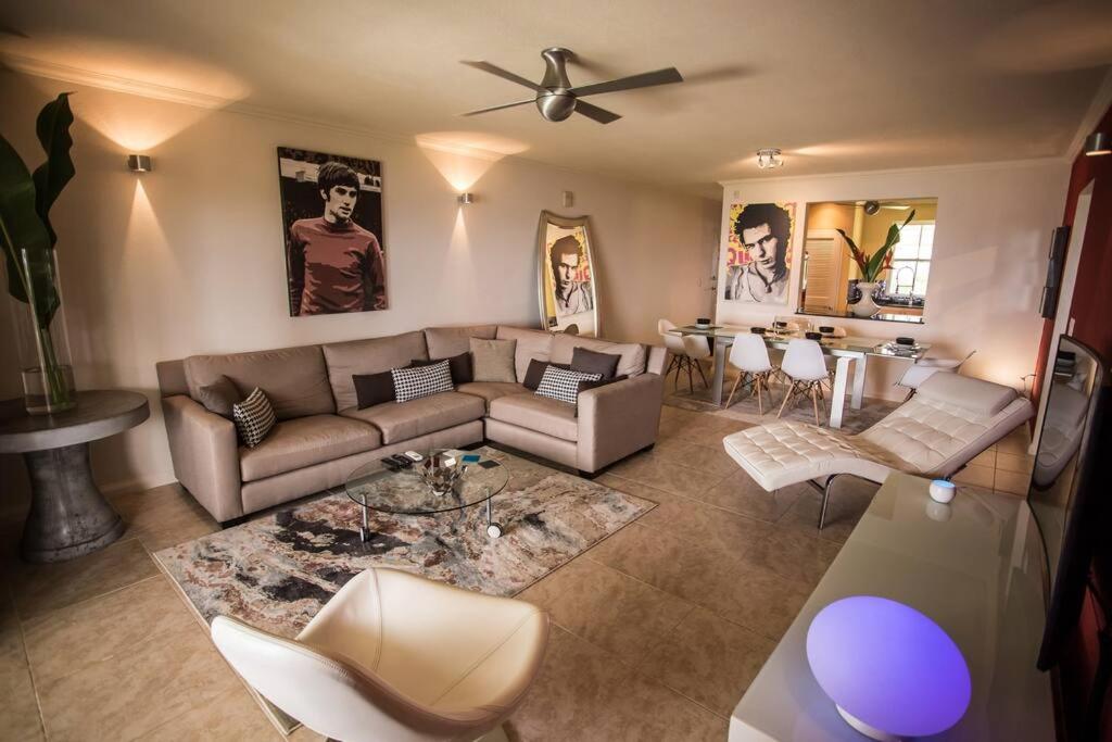 Designer Penthouse - Stunning Property with Amazing Views