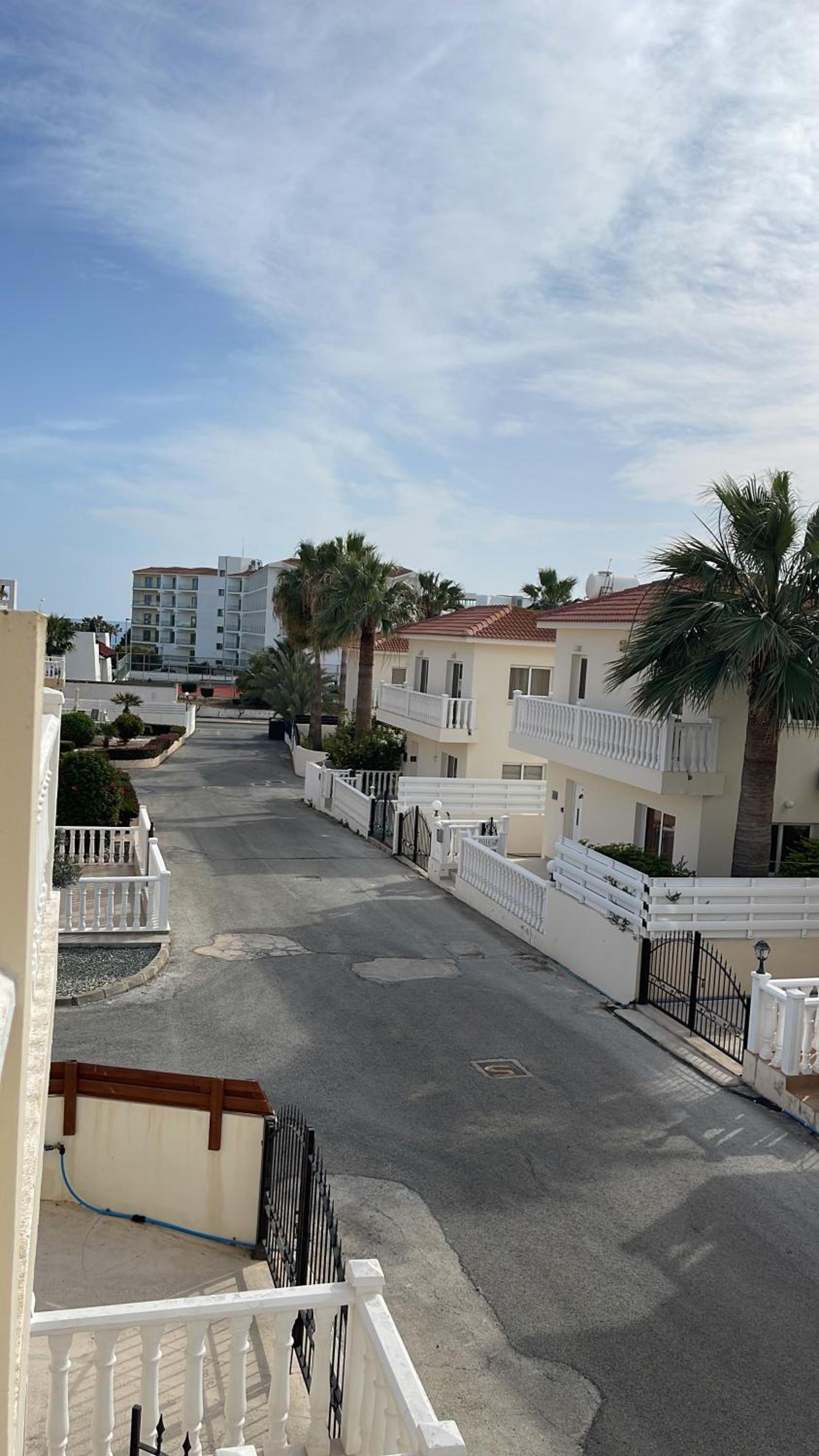 Villa Rhea
