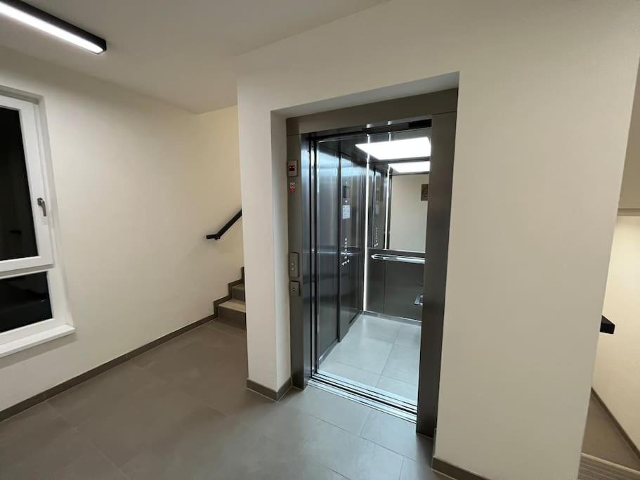 Modern Apartment • Garden • Near The City Center