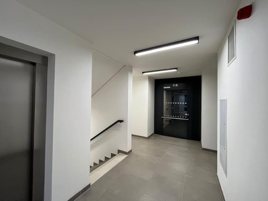 Modern Apartment • Garden • Near The City Center