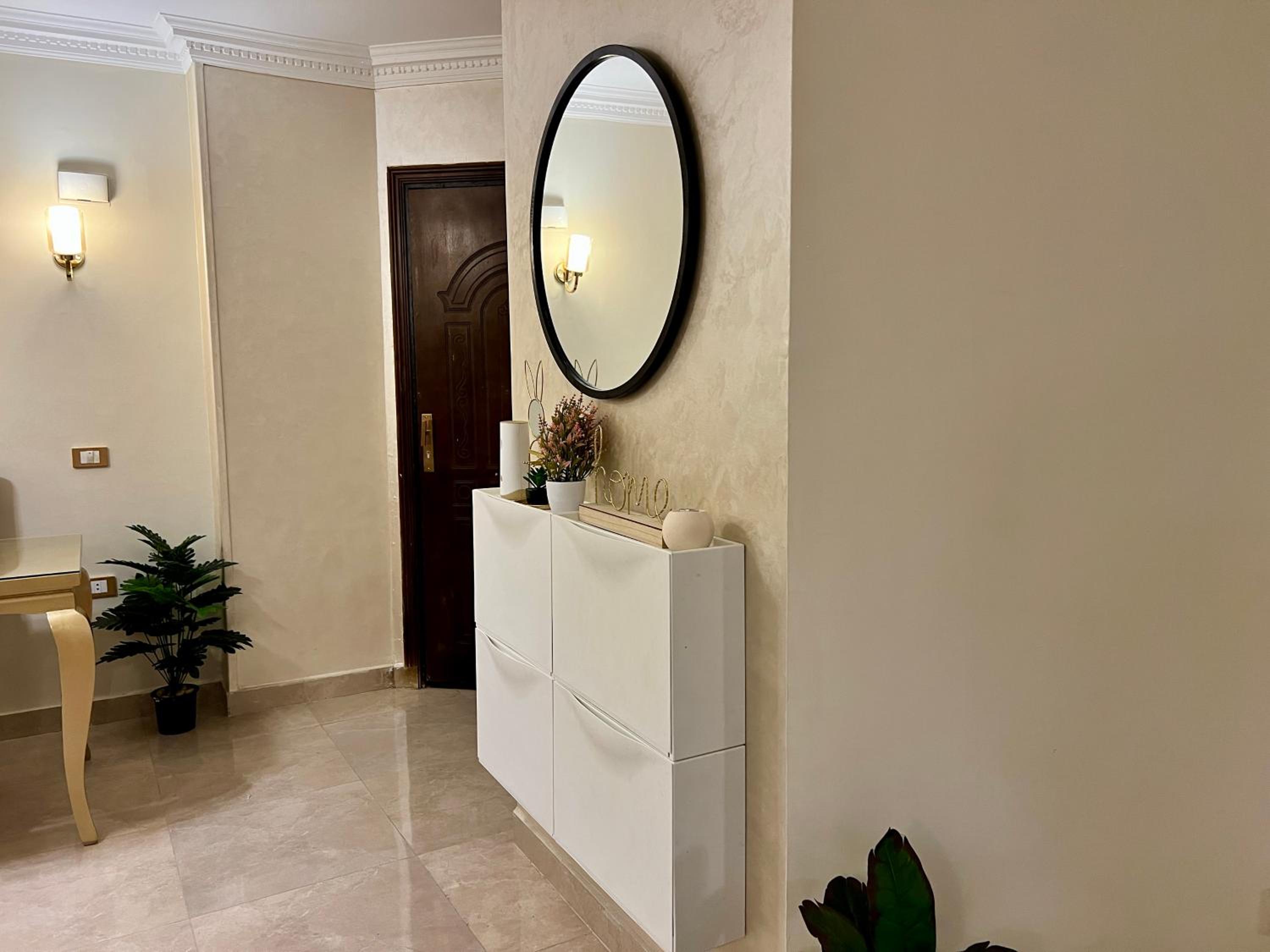 Modern 2BR Apartment in Maadi