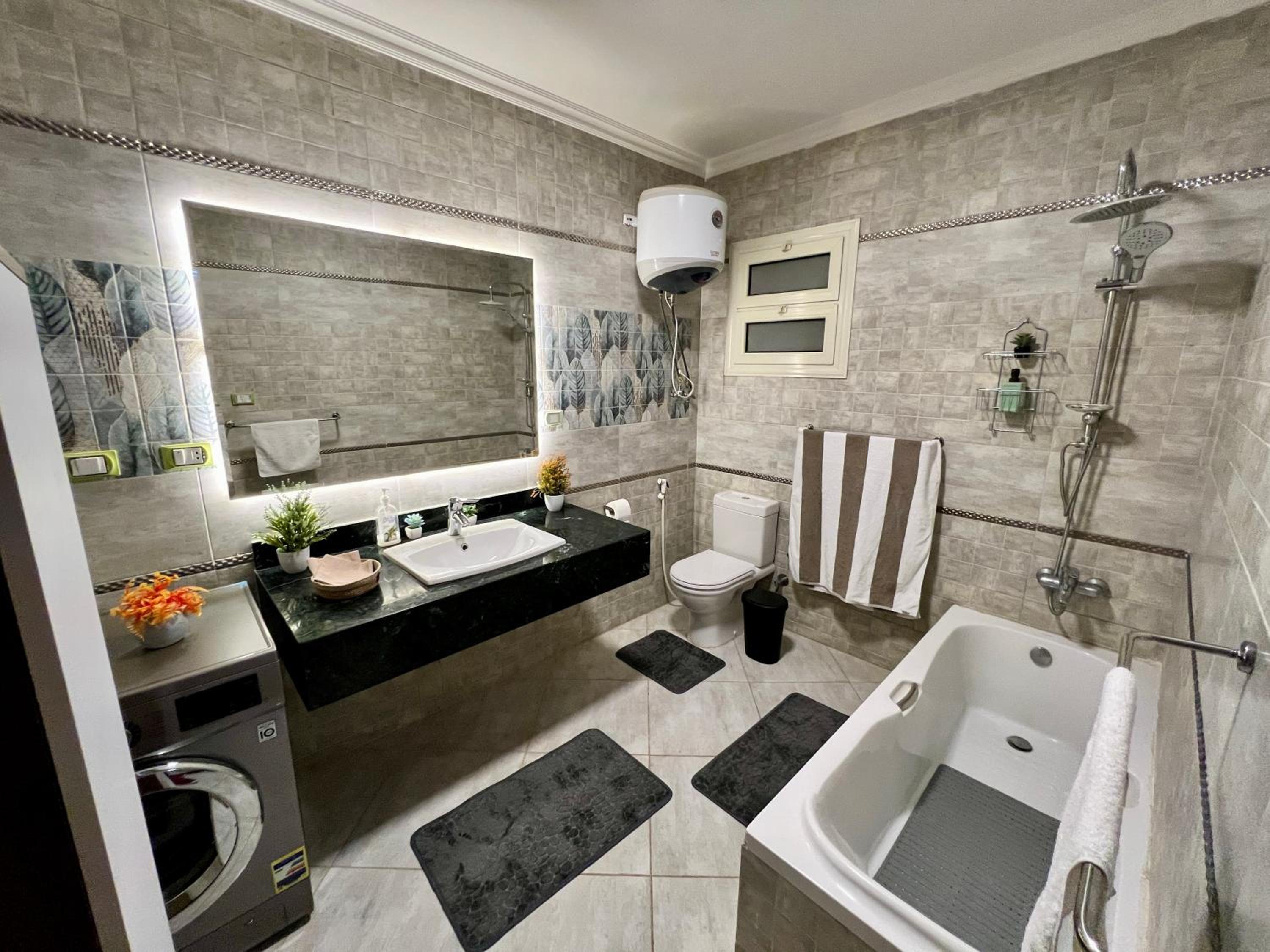 Modern 2BR Apartment in Maadi