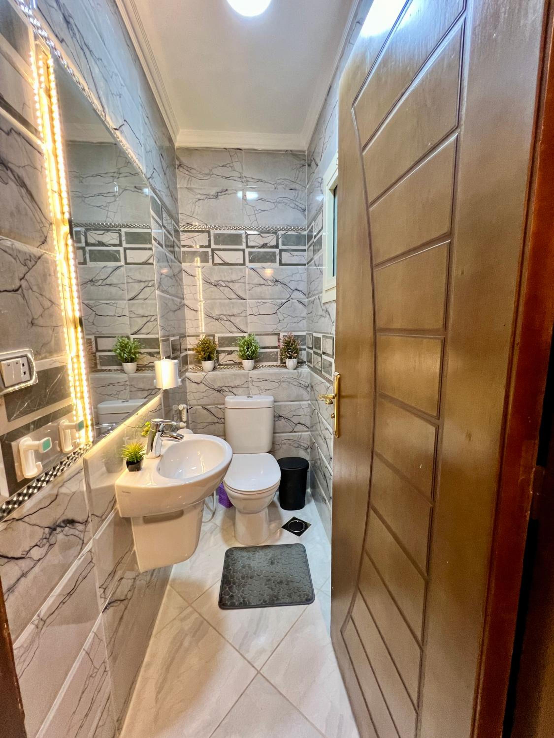 Modern 2BR Apartment in Maadi
