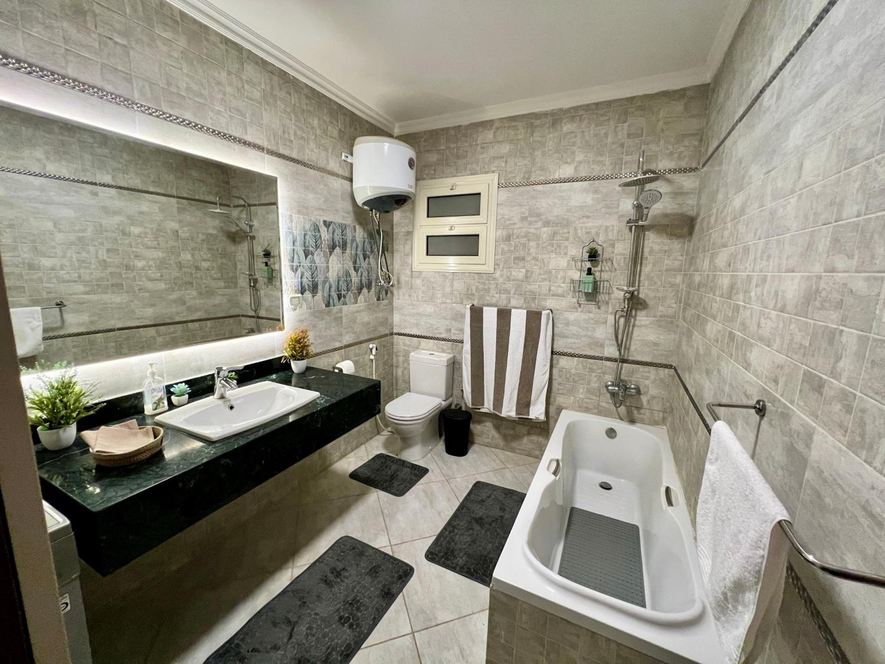 Modern 2BR Apartment in Maadi