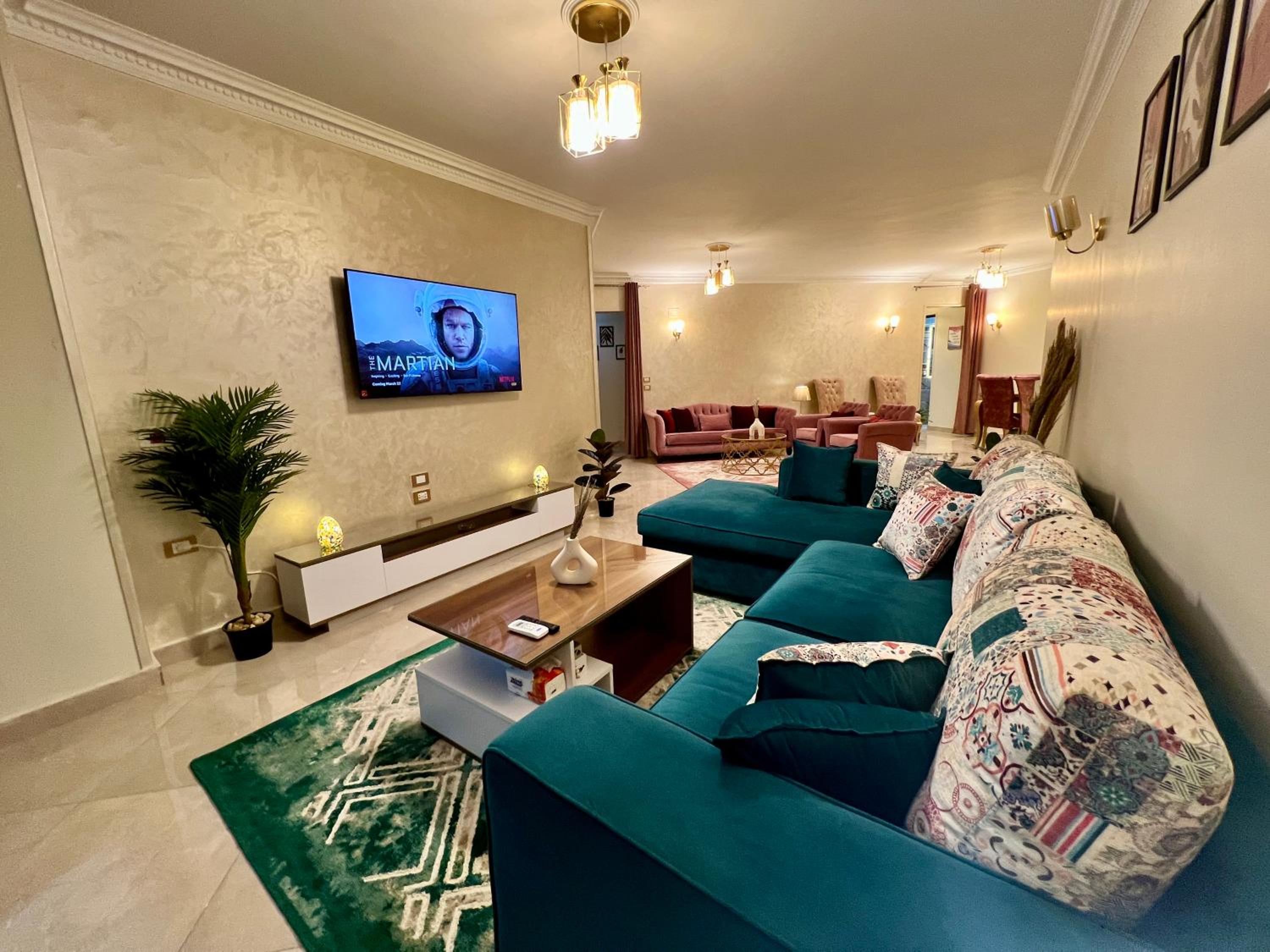 Modern 2BR Apartment in Maadi