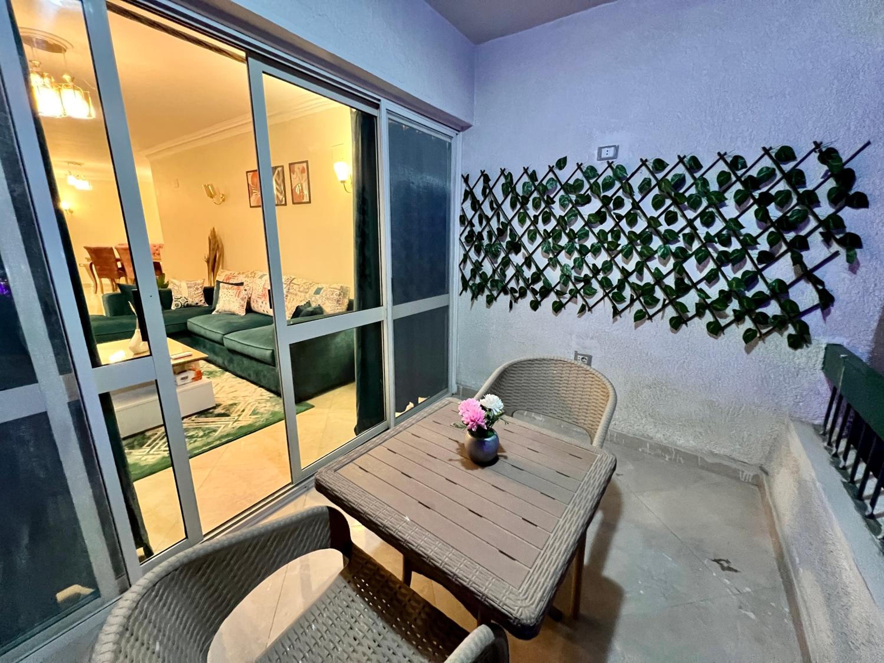 Modern 2BR Apartment in Maadi