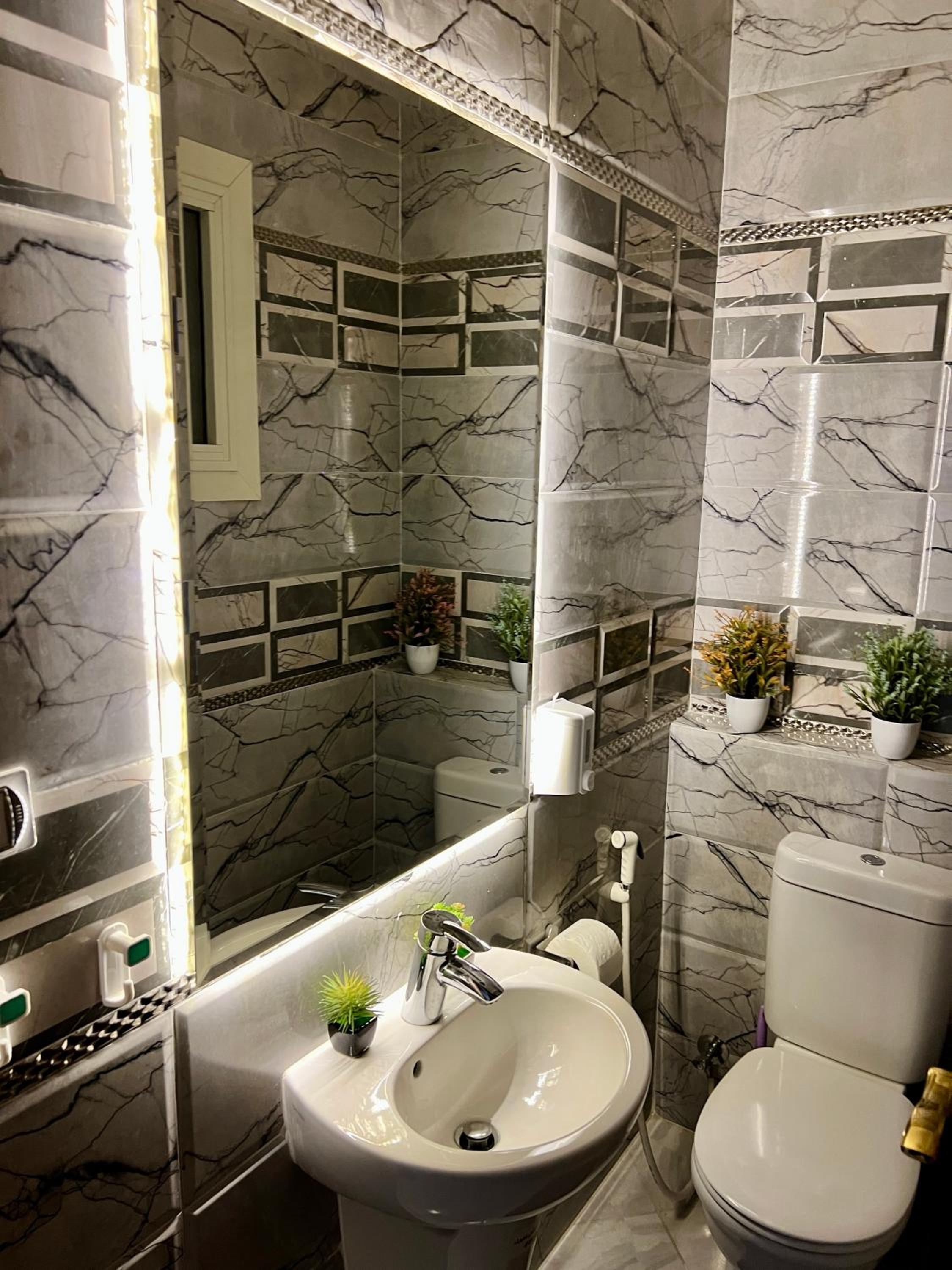 Modern 2BR Apartment in Maadi