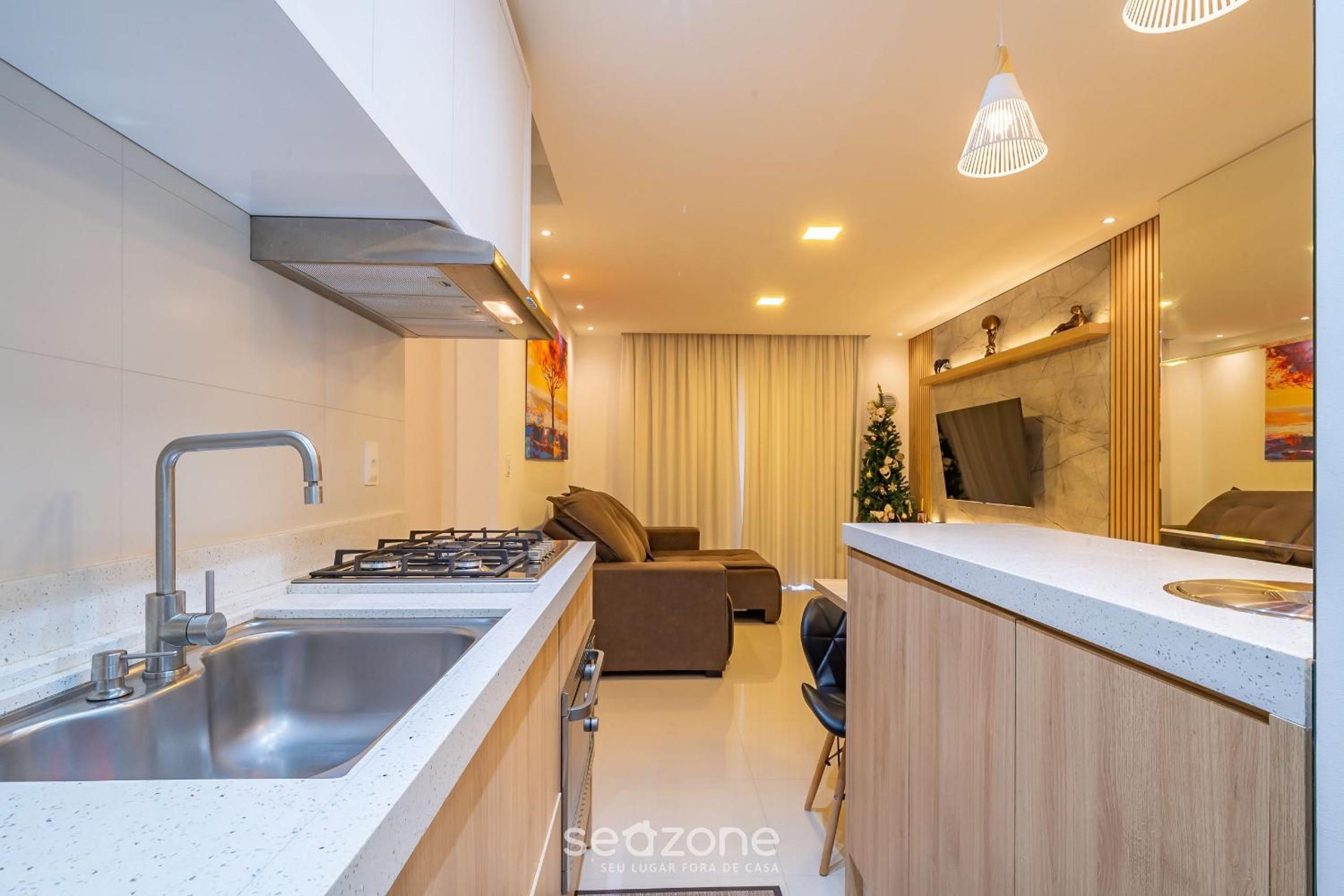 Apt w/ balcony & BBQ 400m from beach – DBR0805