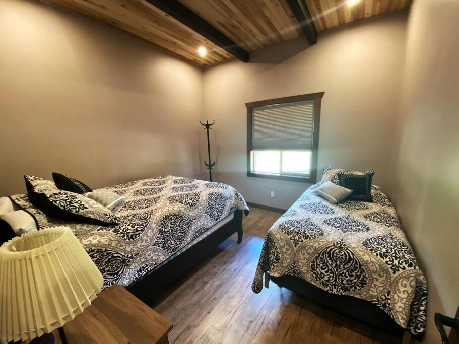 The Westview Cabin