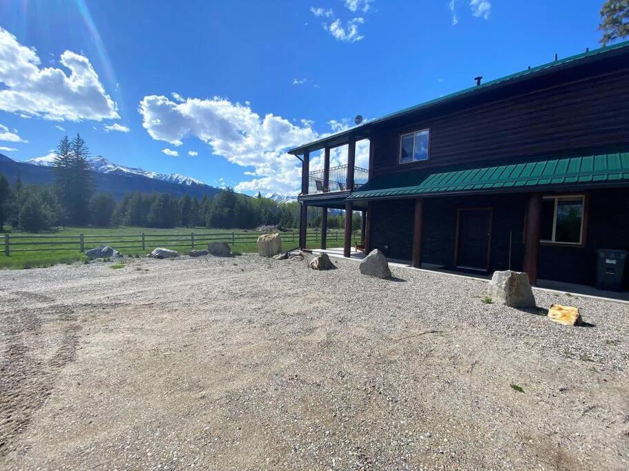 The Westview Cabin