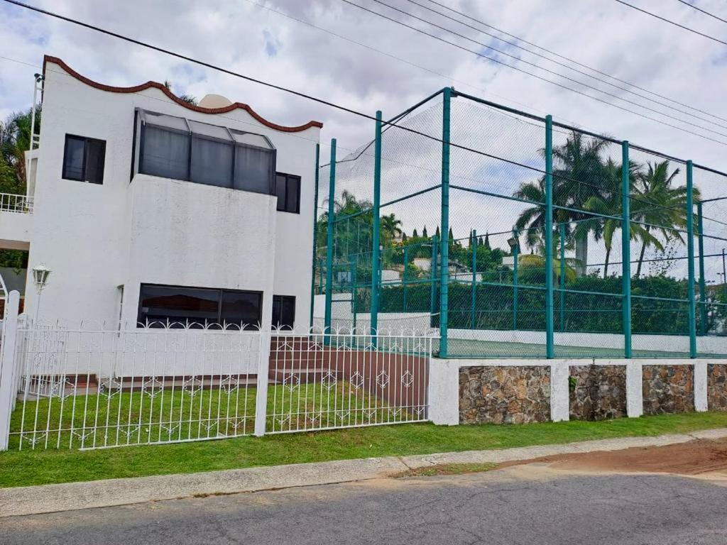 Hermosa Casa Vacacional en Lomas de Cocoyoc view 4