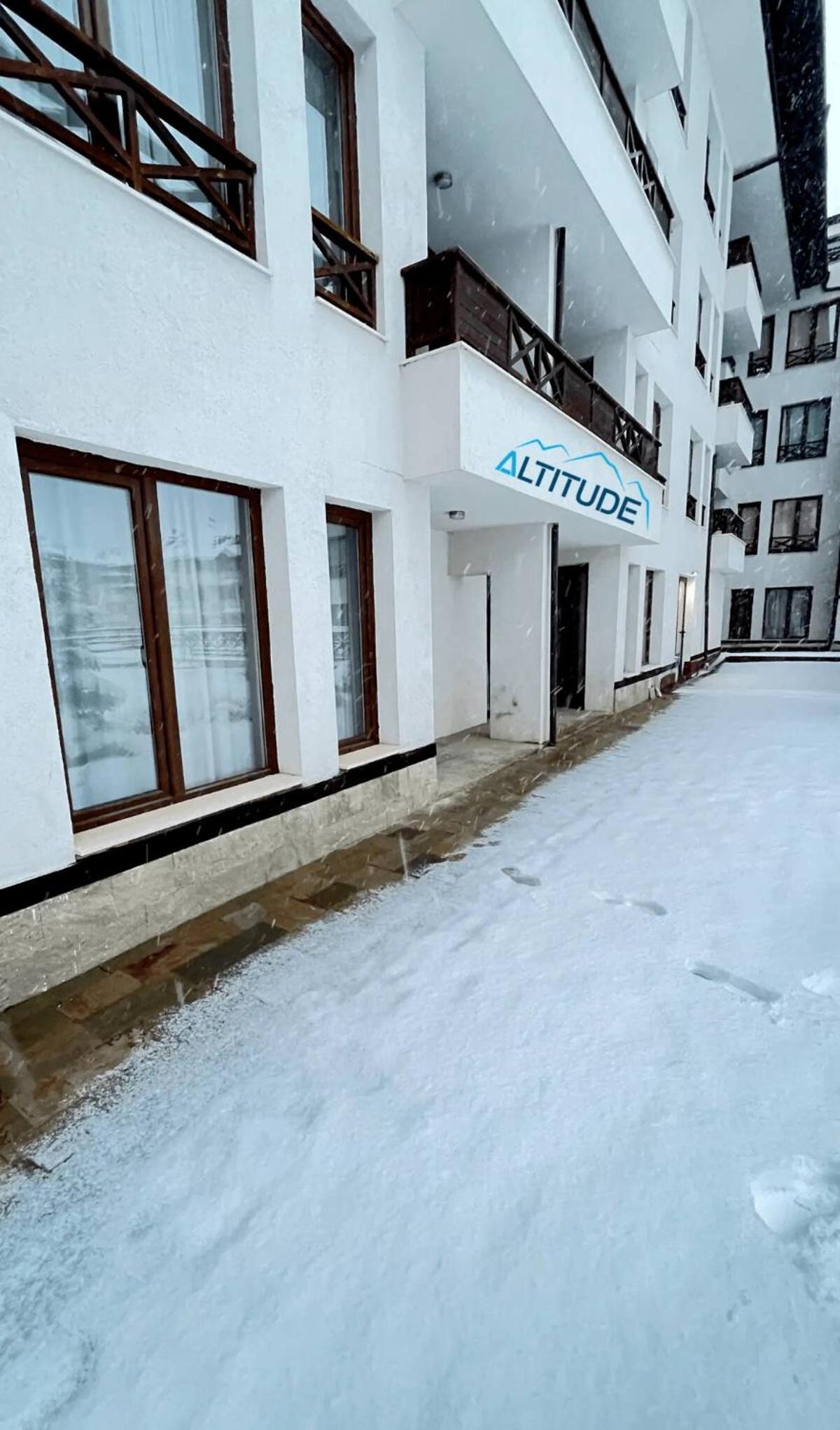 ALTITUDE MOUNTAIN APARTMENTS ASPEN at GONDOLA BANSKO