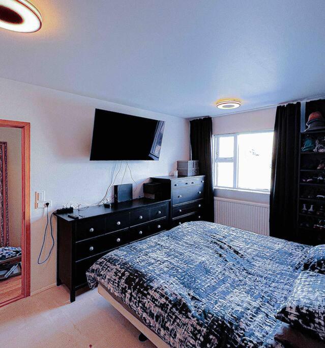 Family friendly home close to golden circle and to city central! view 4