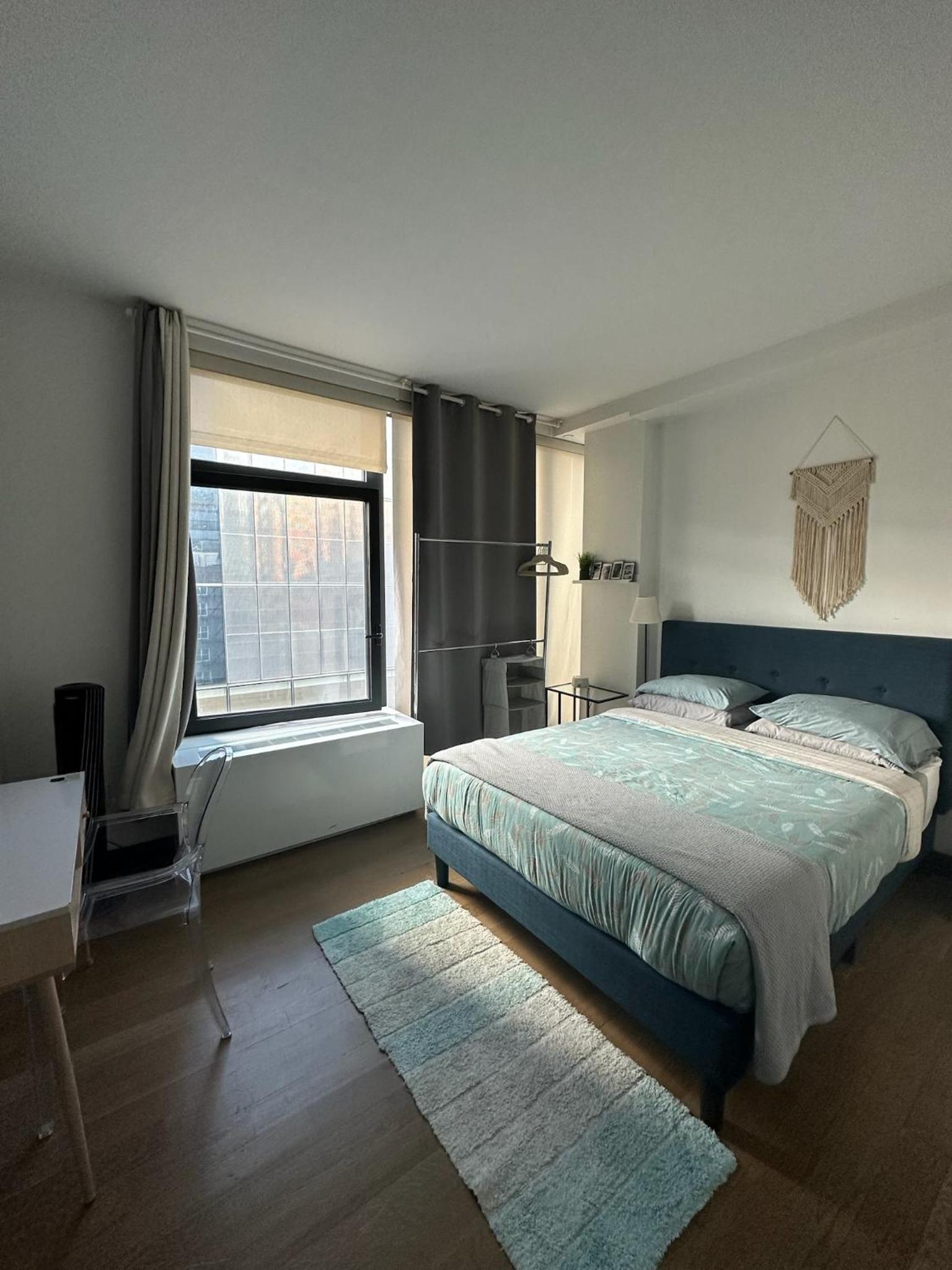 Cozy Loft at Chelsea West