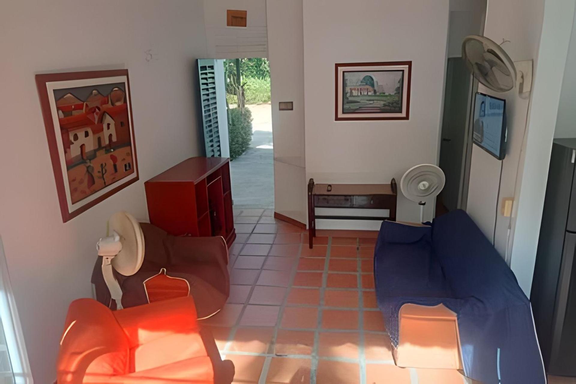 Casa mediterránea con piscina, aire, WI-FI y cocina