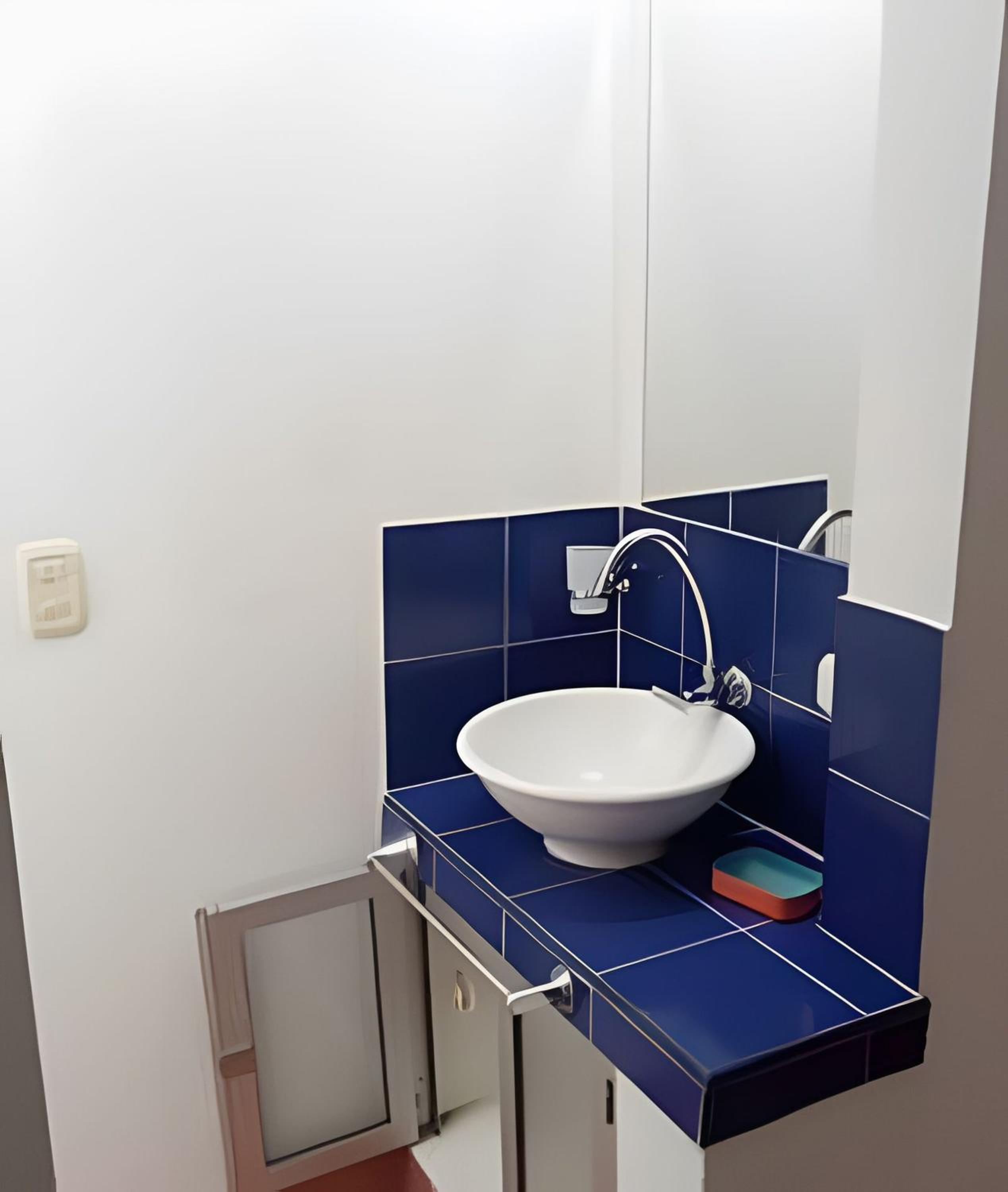 Casa mediterránea con piscina, aire, WI-FI y cocina