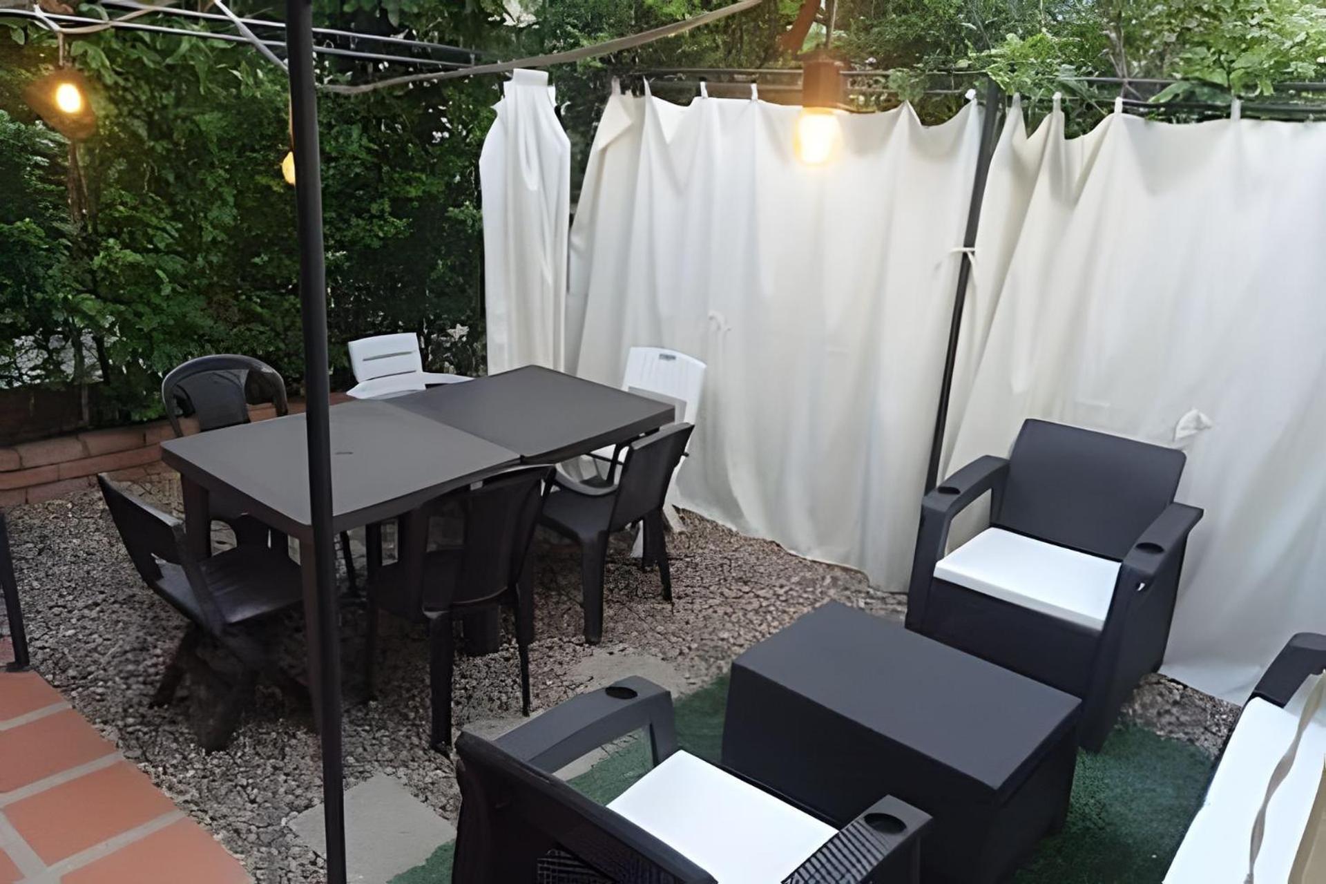 Casa mediterránea con piscina, aire, WI-FI y cocina