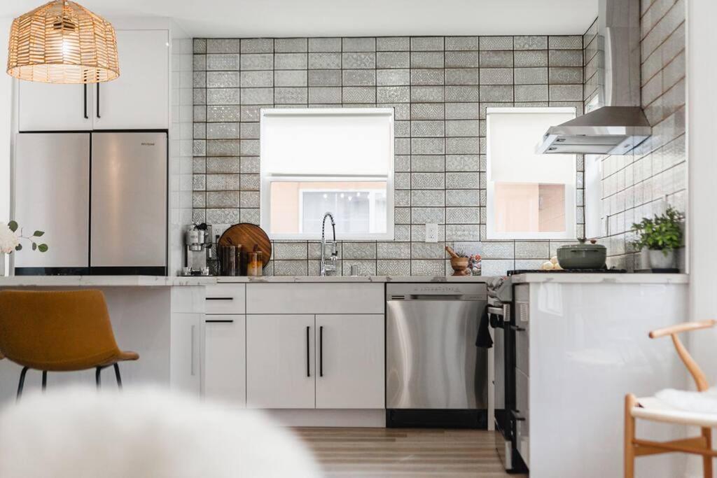 Stylish 4-Bedroom in Culver City Art District