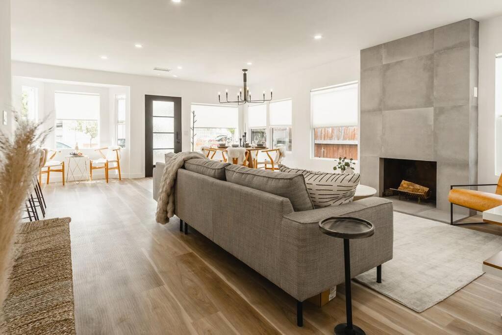 Stylish 4-Bedroom in Culver City Art District