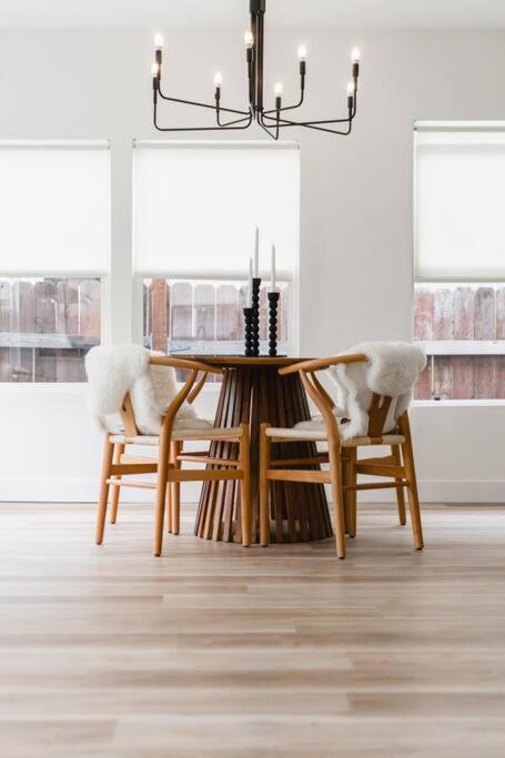Stylish 4-Bedroom in Culver City Art District