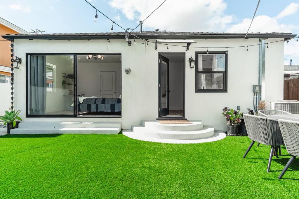 Stylish 4-Bedroom in Culver City Art District