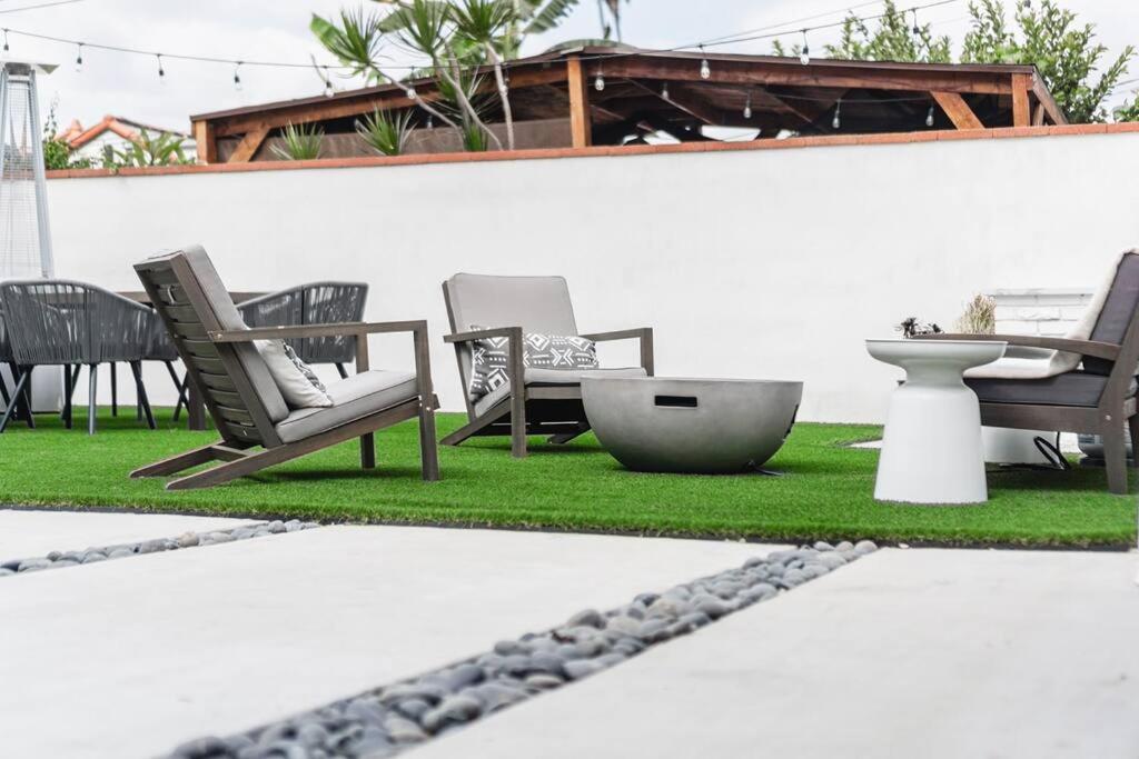 Stylish 4-Bedroom in Culver City Art District
