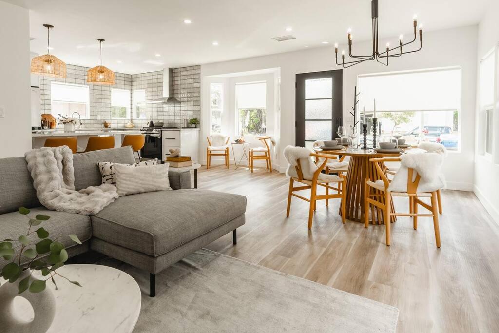 Stylish 4-Bedroom in Culver City Art District