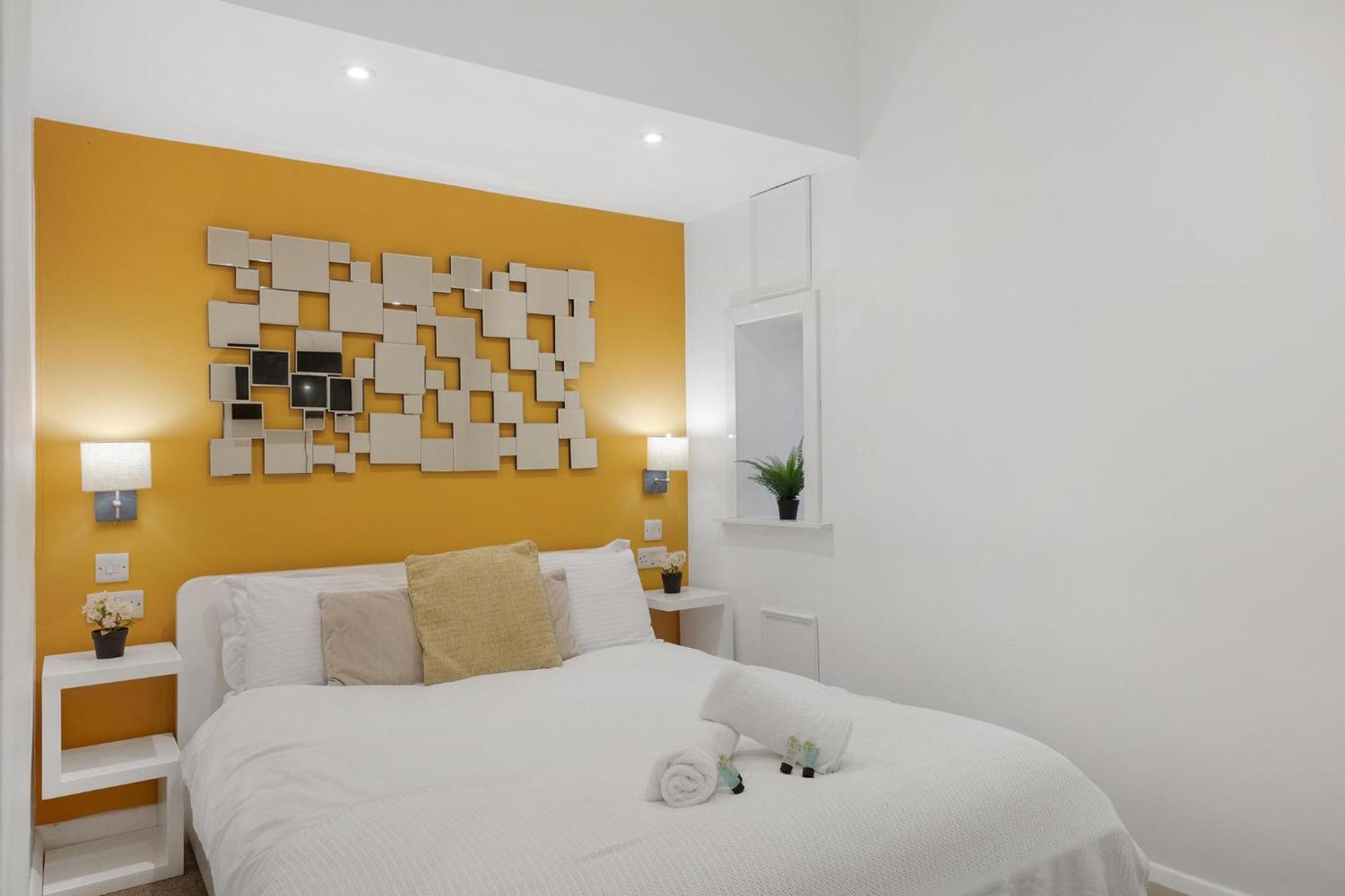Central and Modern one bedroom flat - Image 3