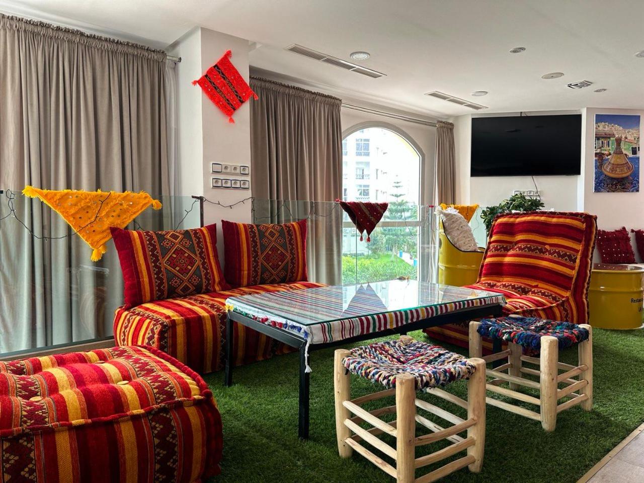 lounge