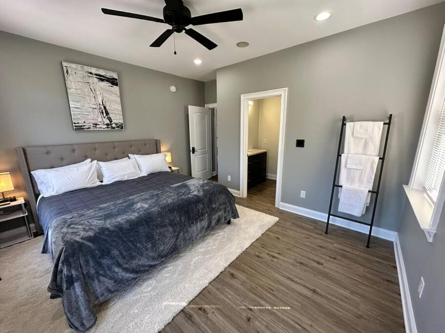 Wilmington Vacations - Pike Creek Palace 6 Bedrooms with 5 King beds Villa in Wilmington's Chateau Country - Property Image 45