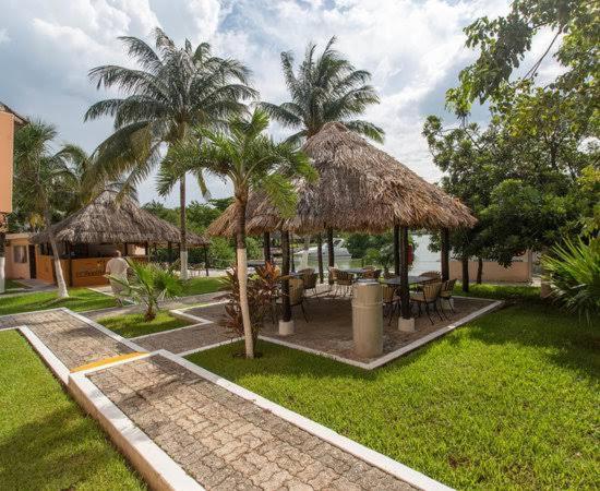 Royal lagoon room
