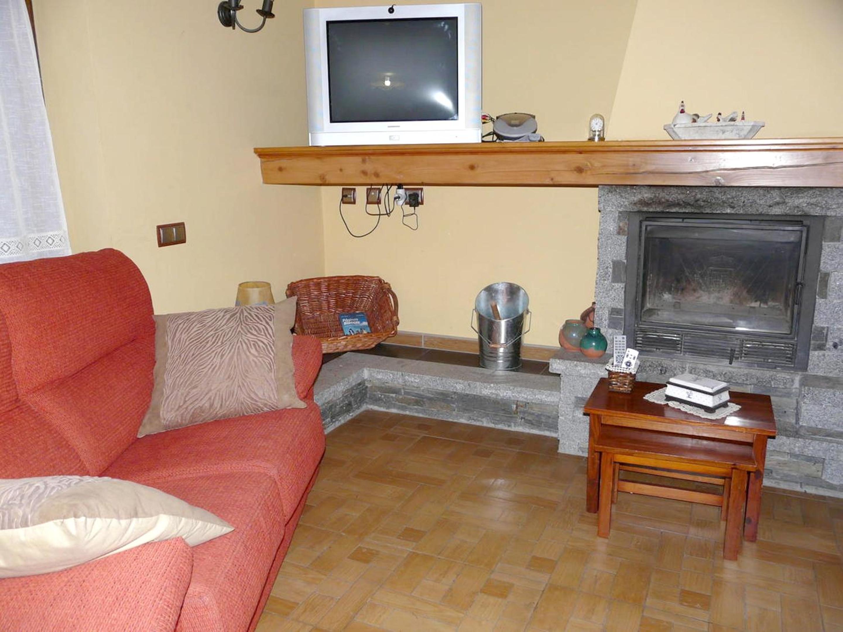 Charming Chalet in Viella, Mountain View