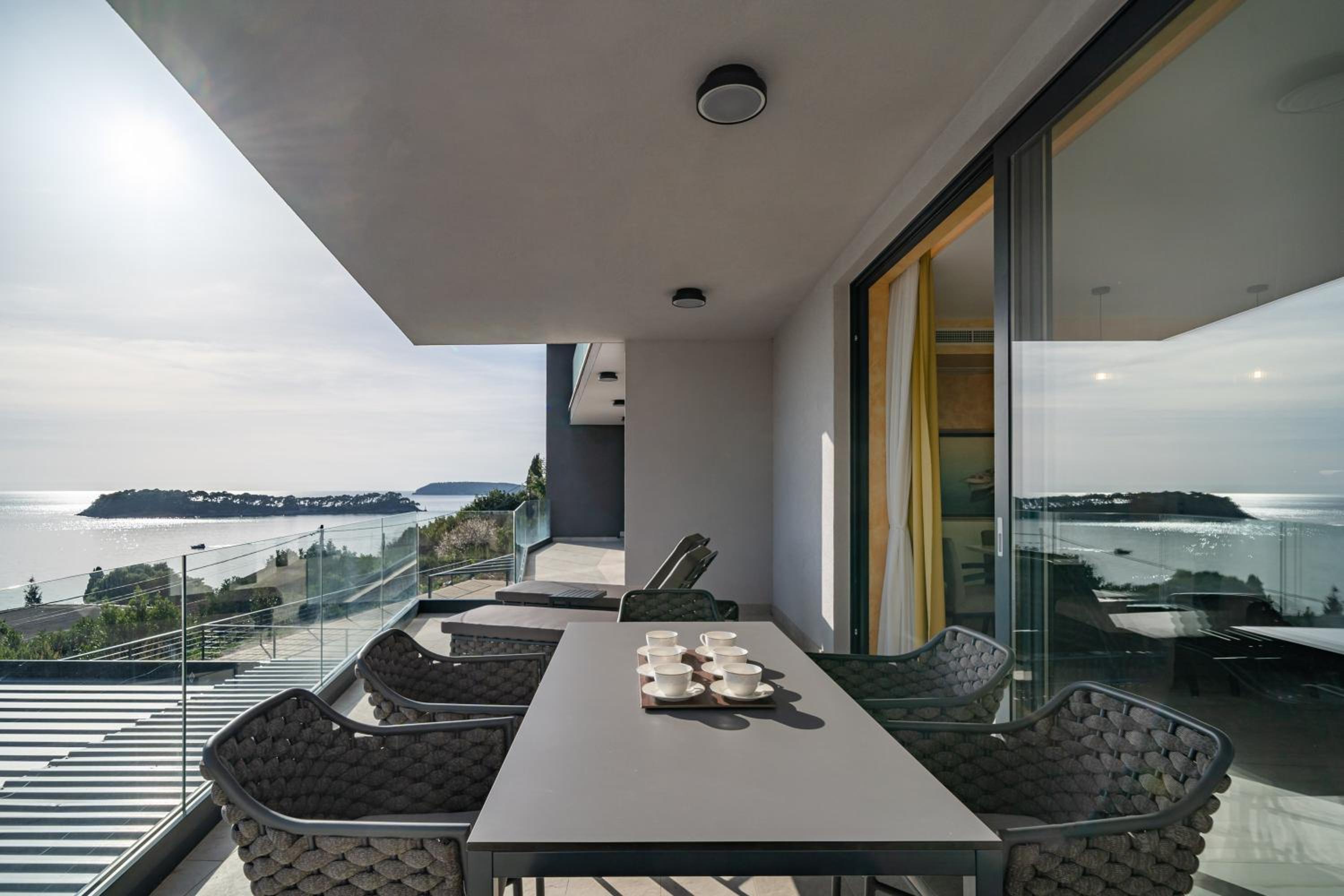 Apartment Laurus five stars
