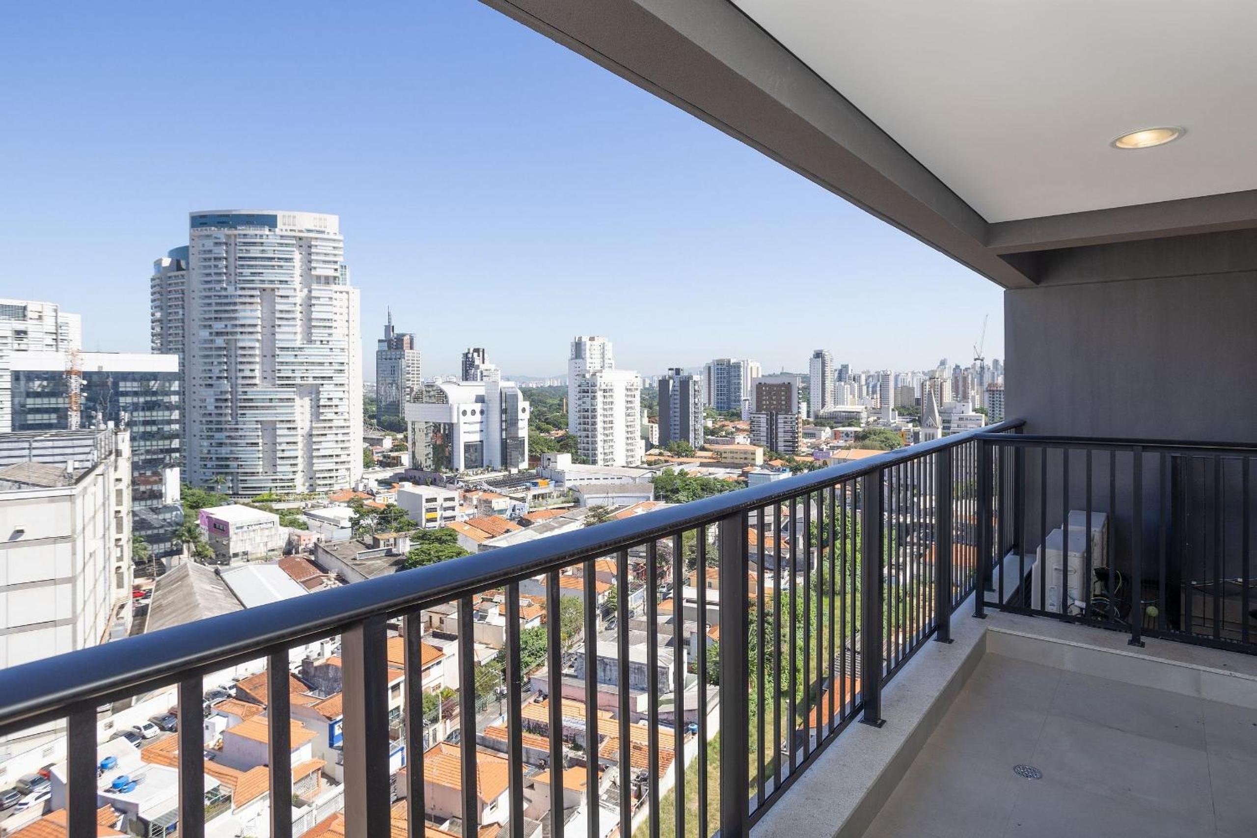 Expand Pinheiros
