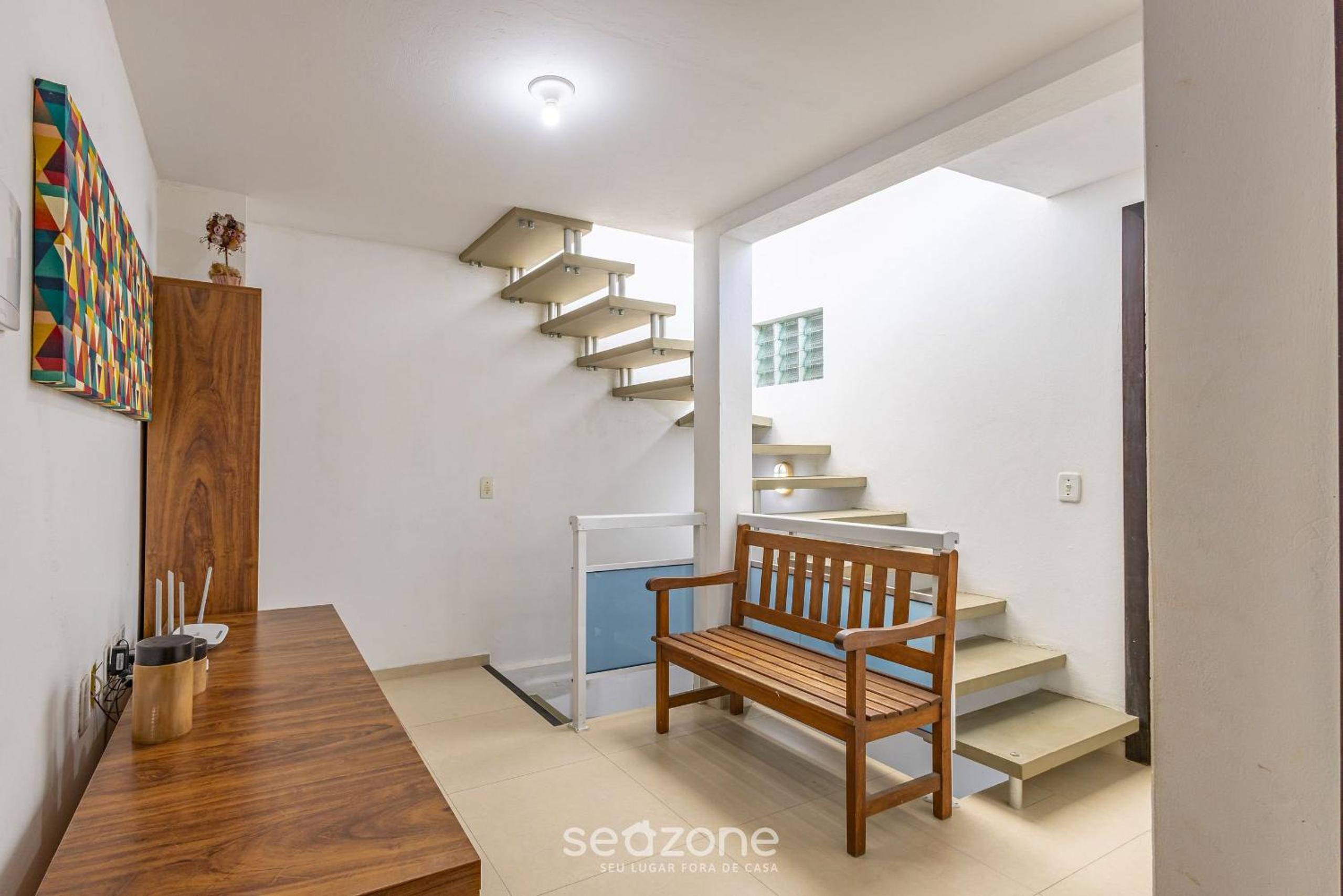 3BR Beachfront House w/ BBQ APC2200