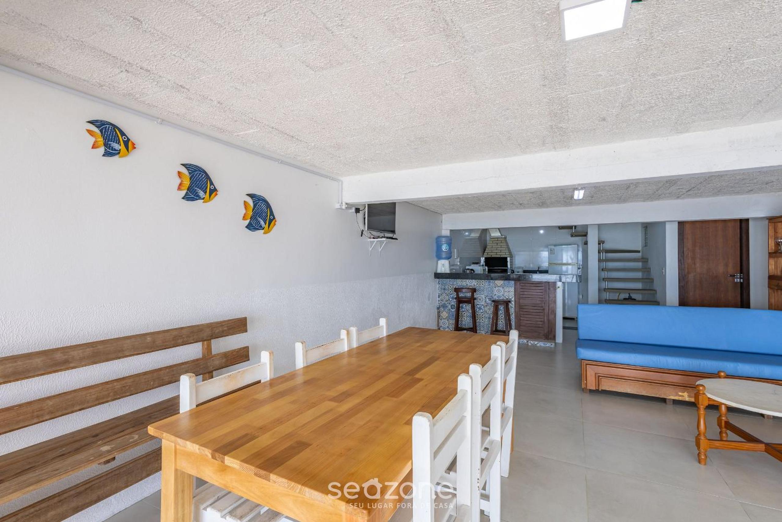 3BR Beachfront House w/ BBQ APC2200