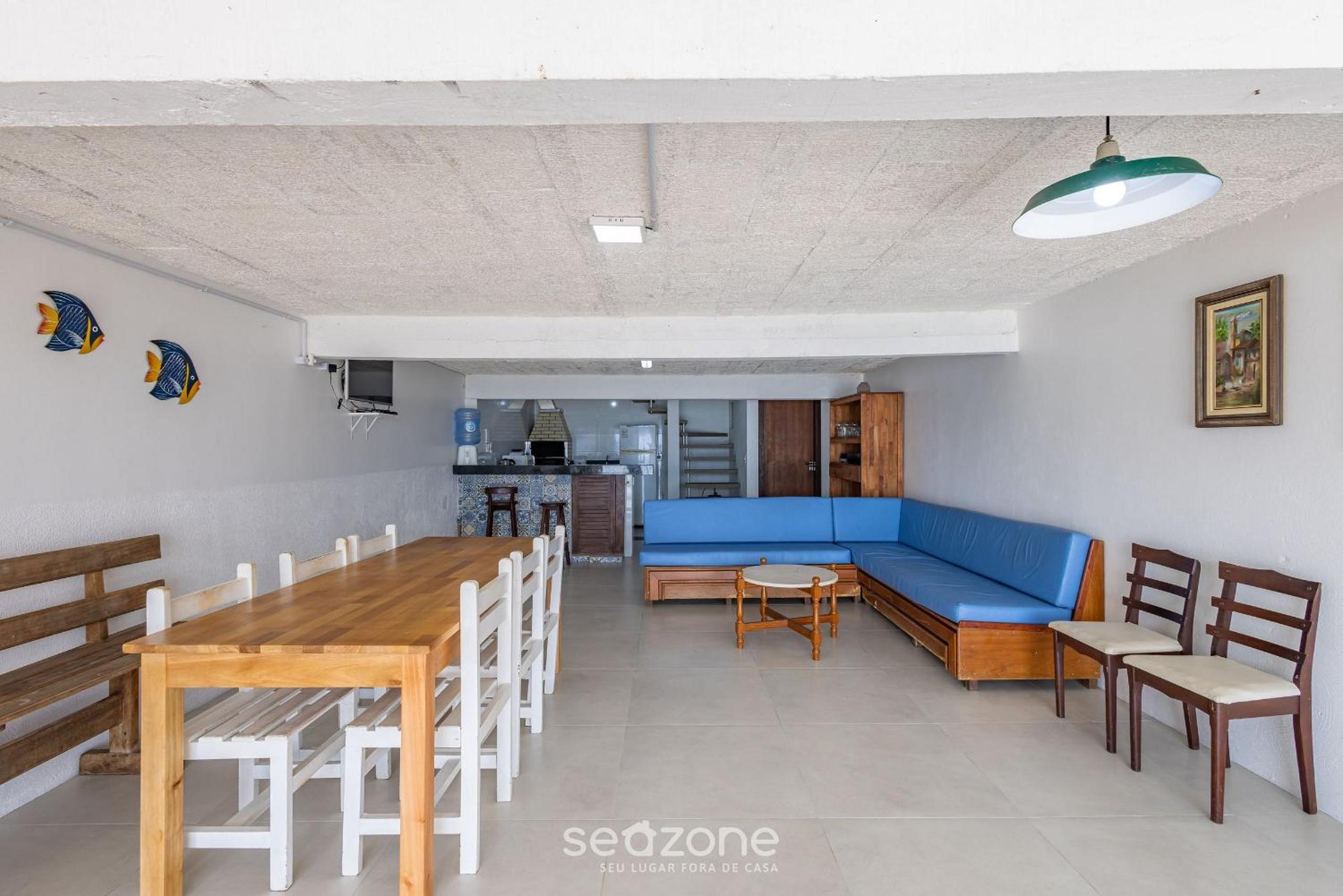 3BR Beachfront House w/ BBQ APC2200