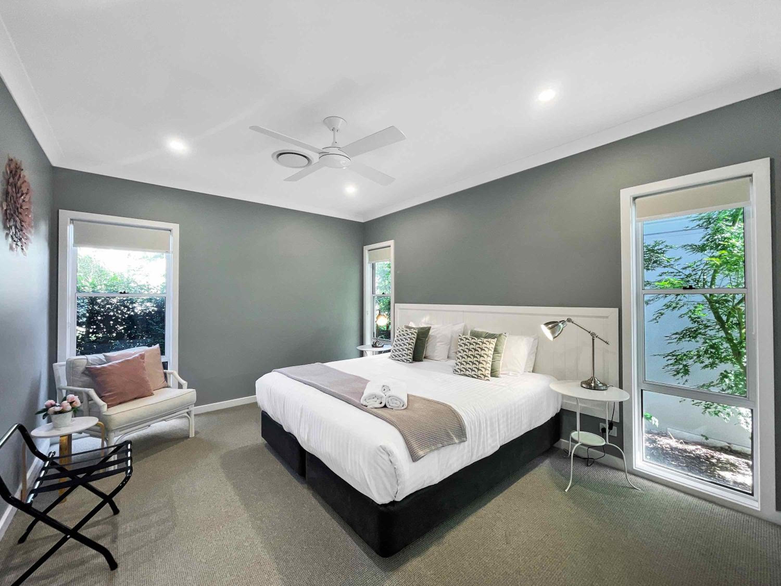 Figtree Cottage view 3