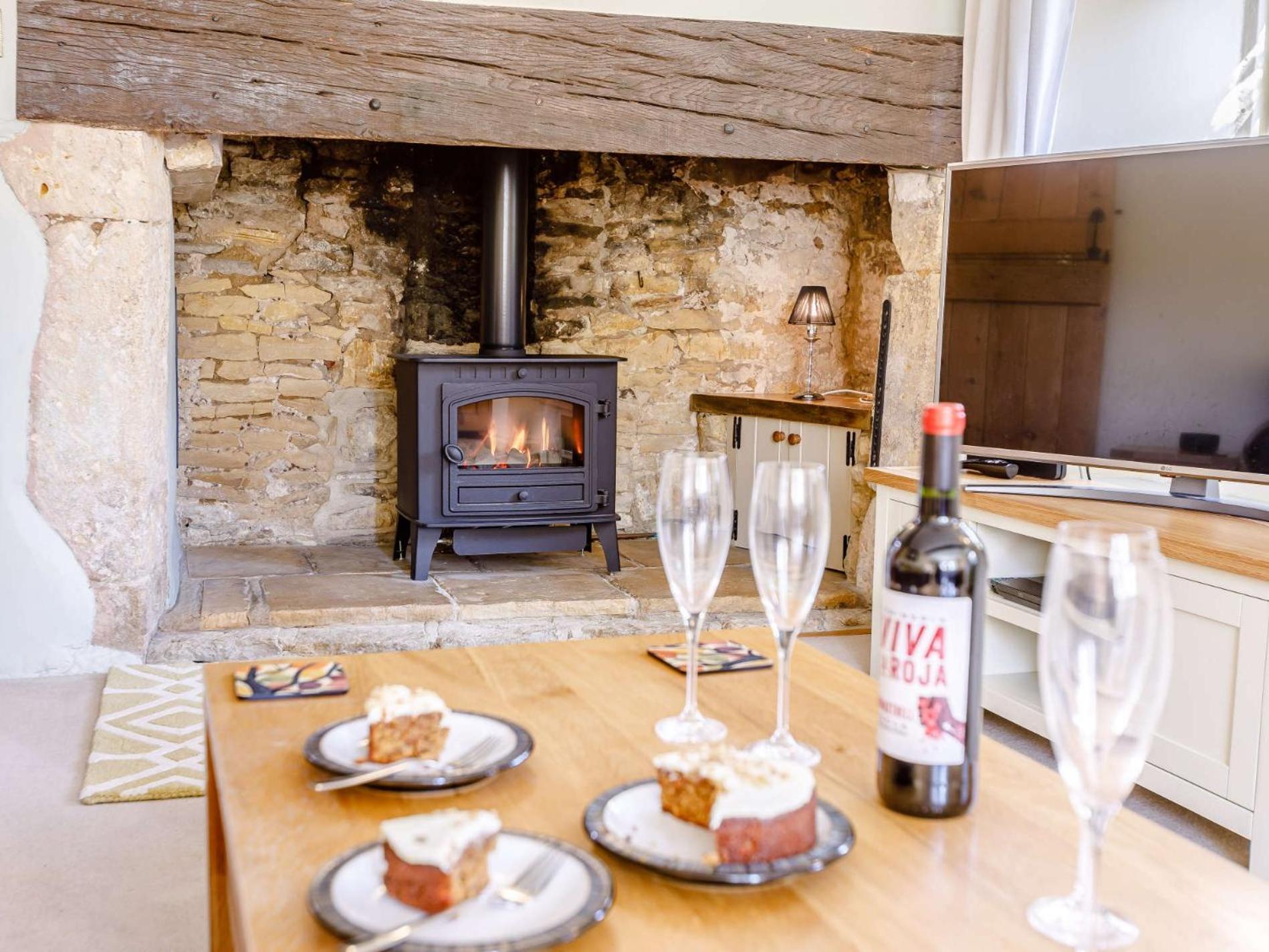 3 Bed in Cheltenham oc-ptree view 4