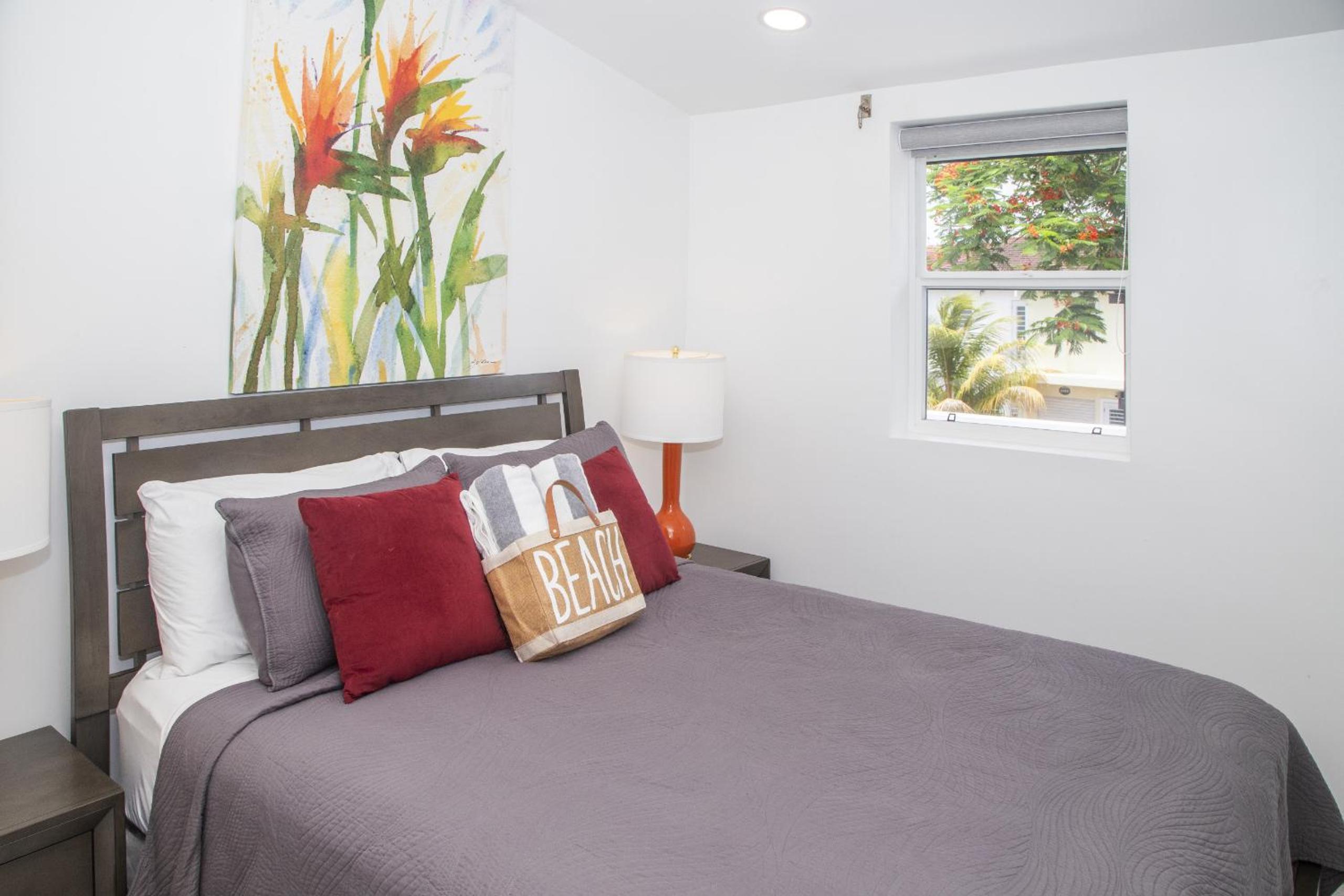247B Waterfront Villa on South Finger, Jolly Harbo