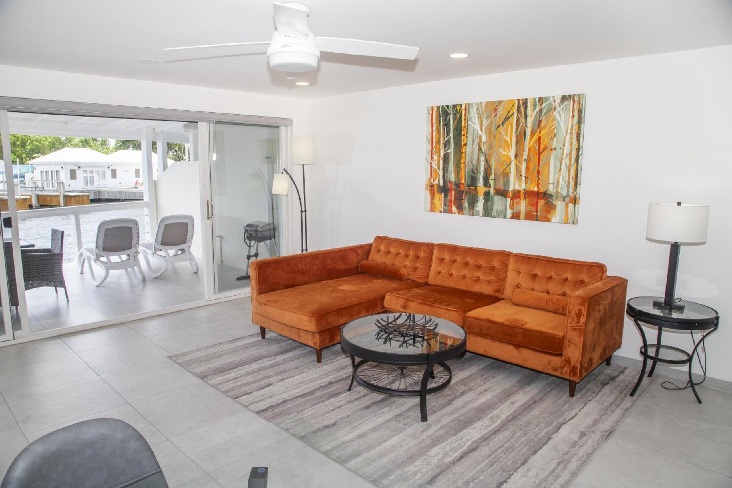 247B Waterfront Villa on South Finger, Jolly Harbo