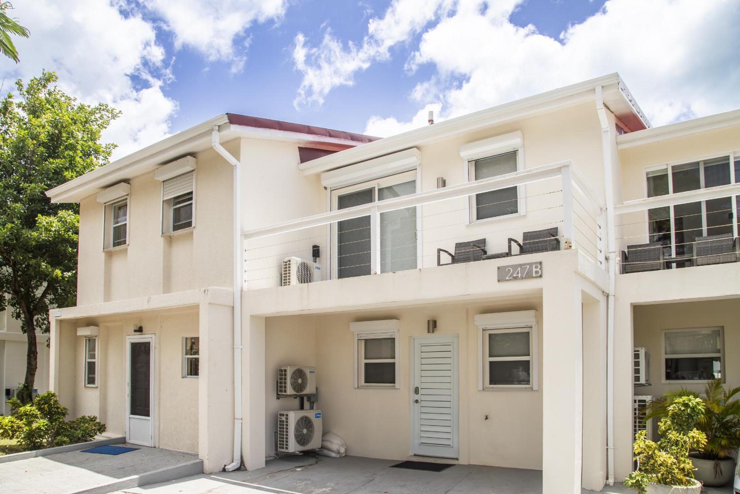 247B Waterfront Villa on South Finger, Jolly Harbo