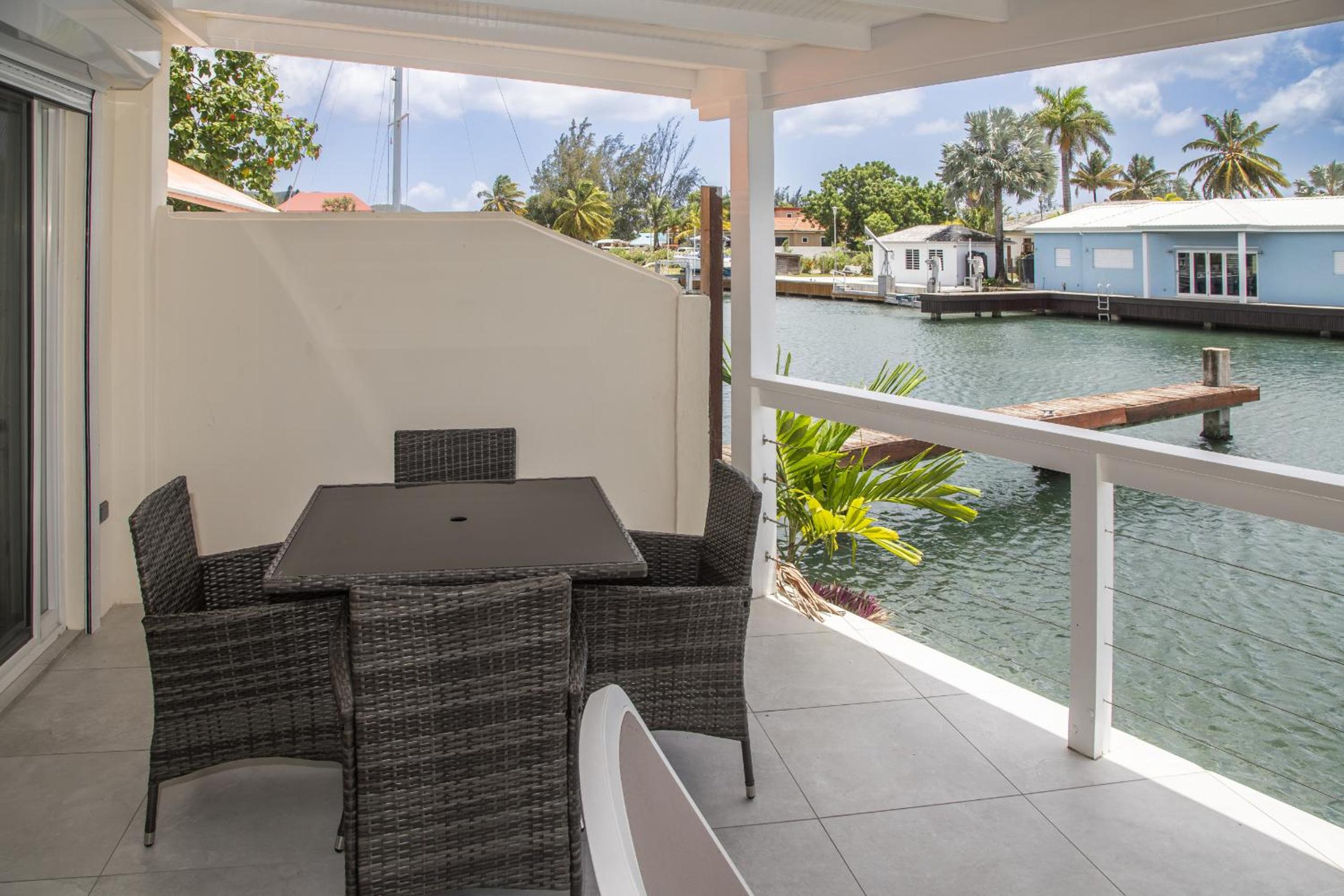 247B Waterfront Villa on South Finger, Jolly Harbo