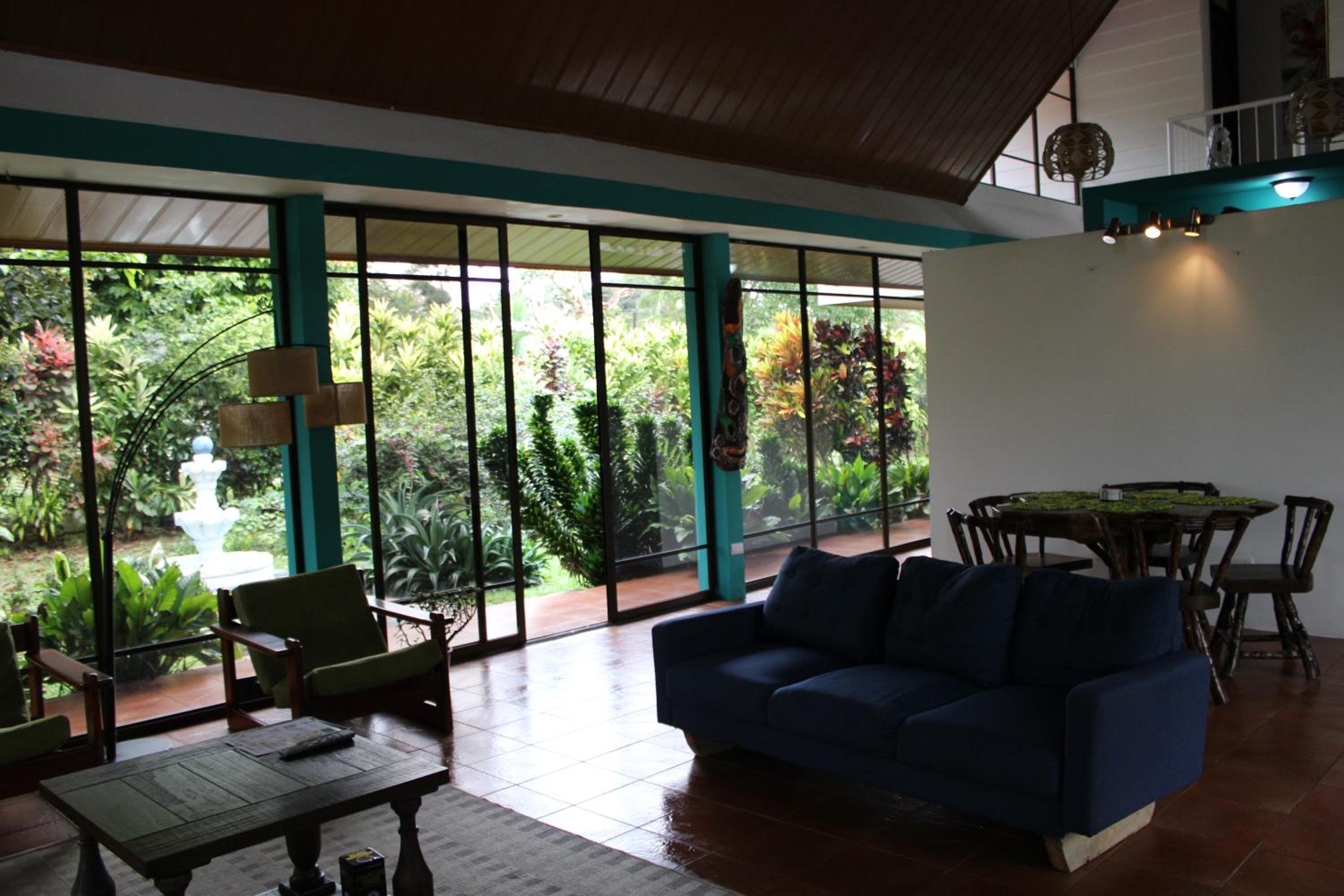 Casa Tropical Honey by The Blue