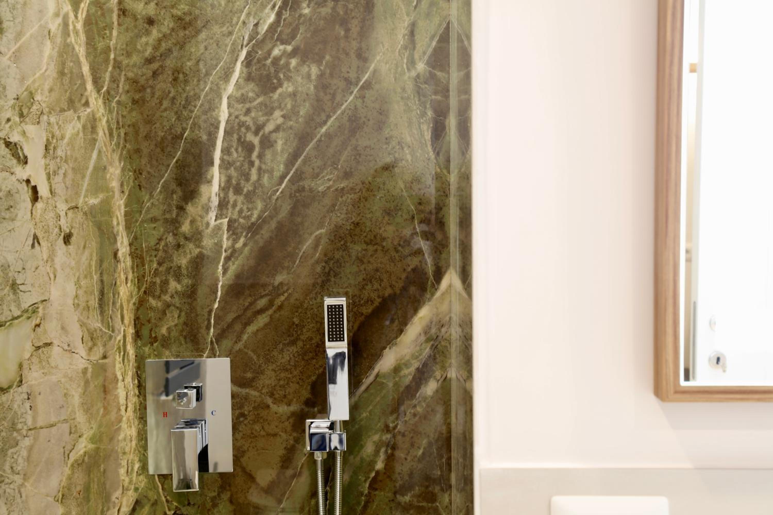 Domus Maxima - Rome Suite & Rooms