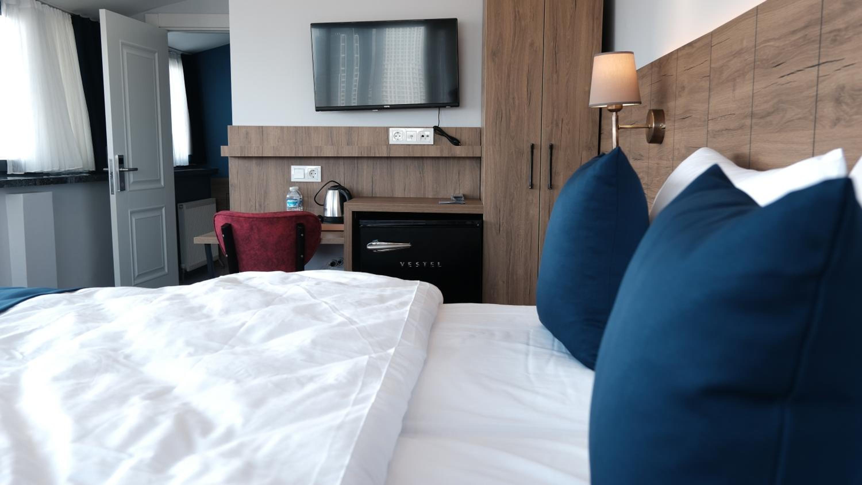 The Blue Suites - Image 31