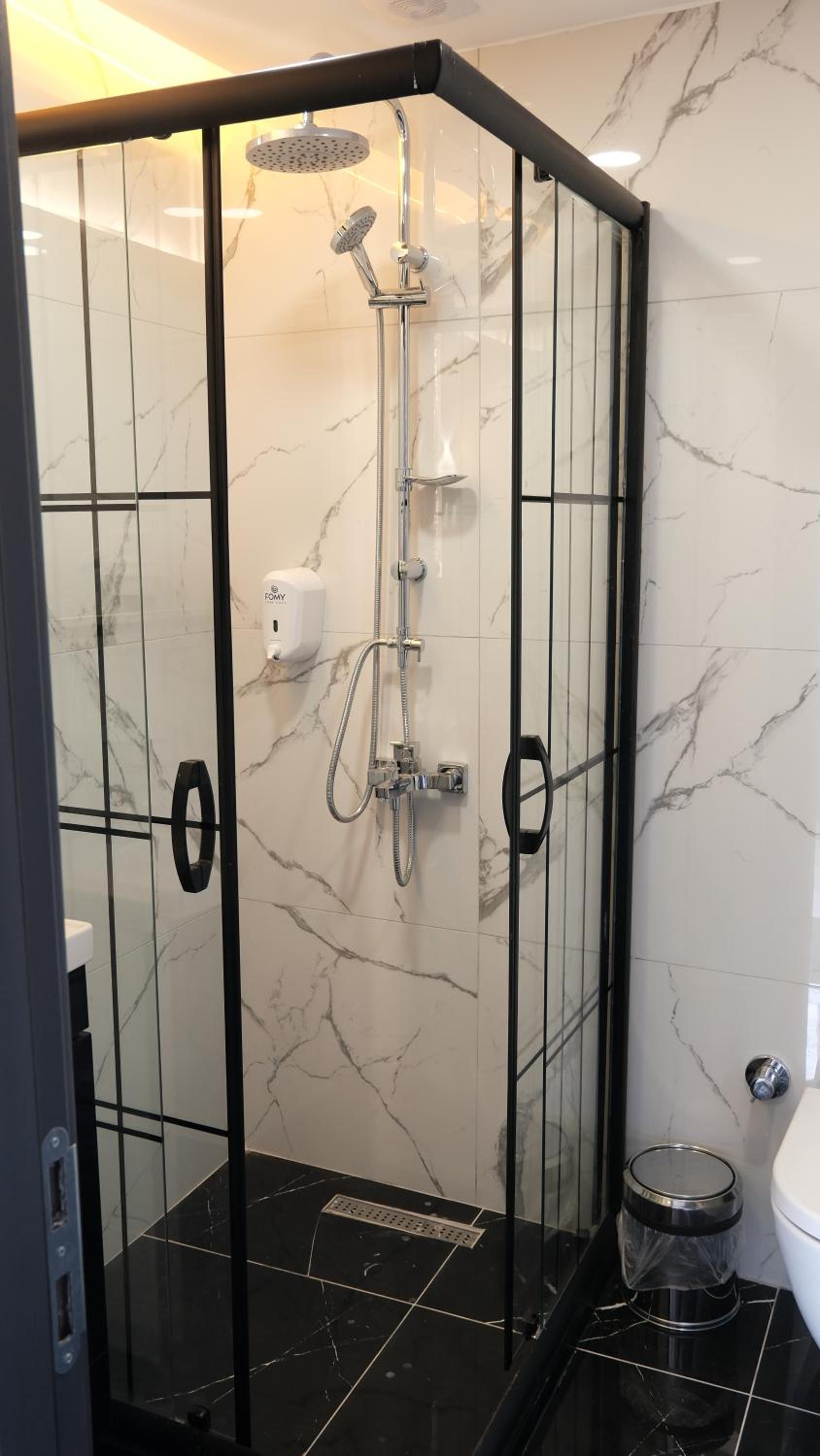 The Blue Suites - Image 58