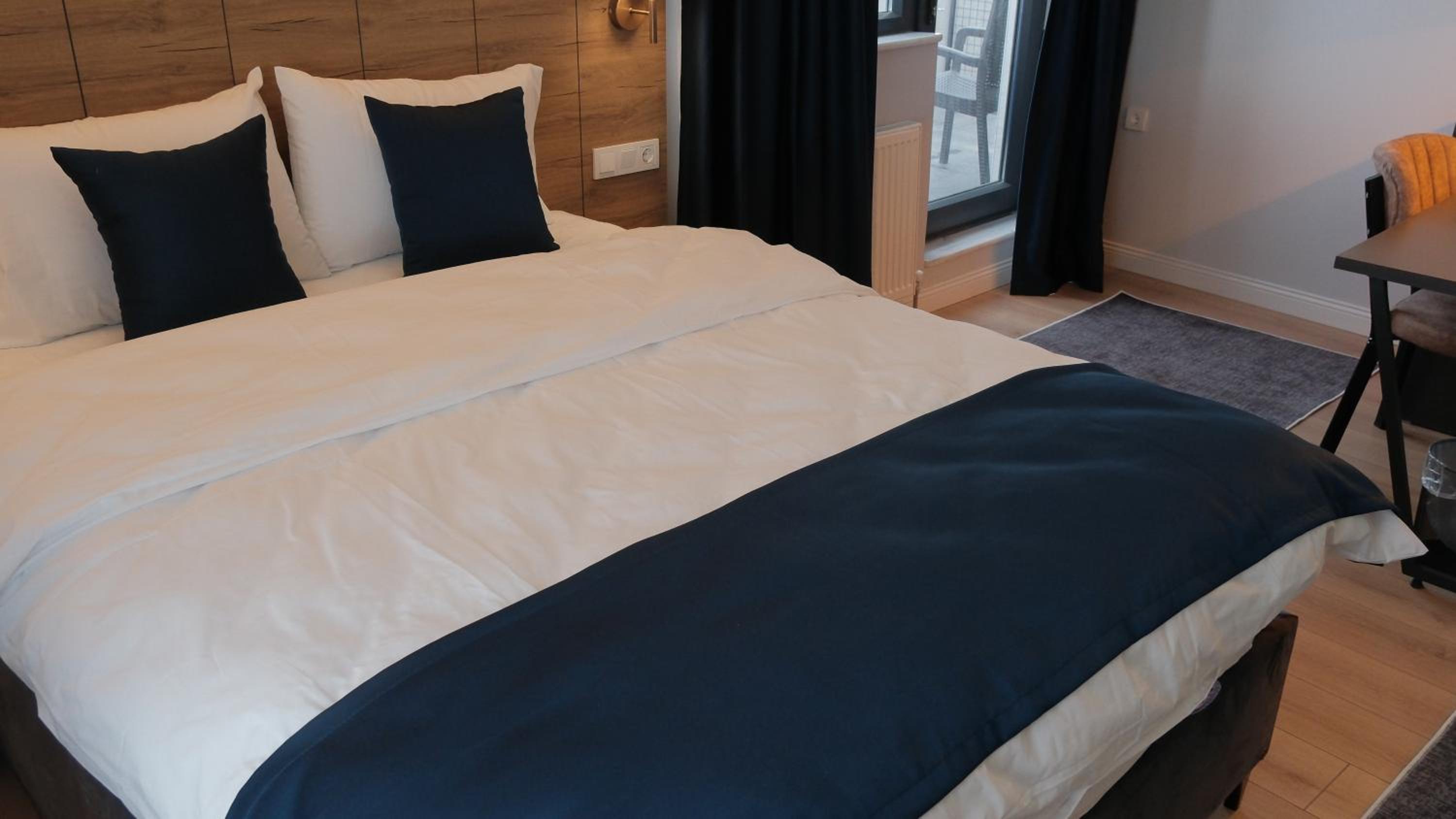 The Blue Suites - Image 35