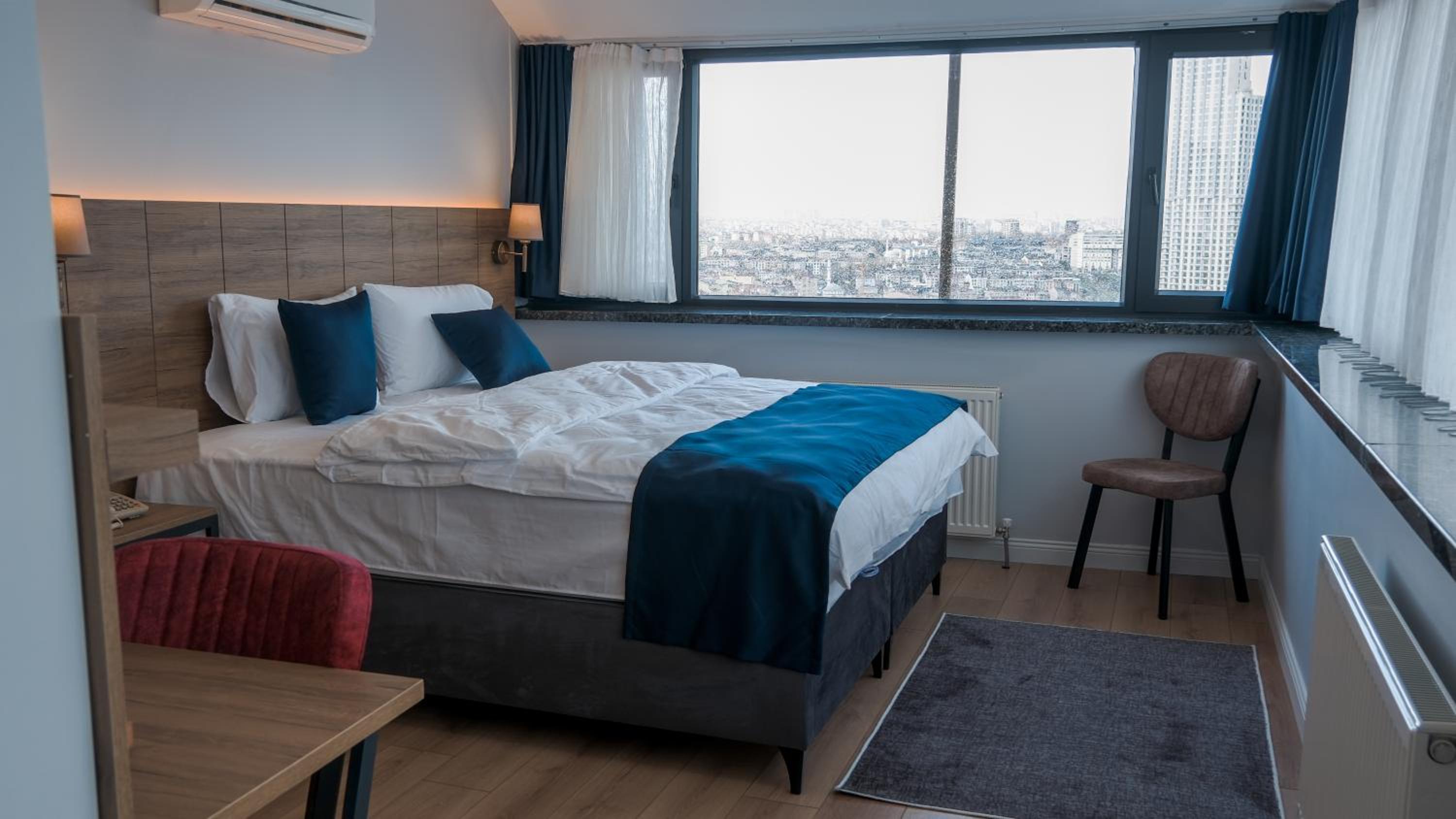 The Blue Suites - Image 39