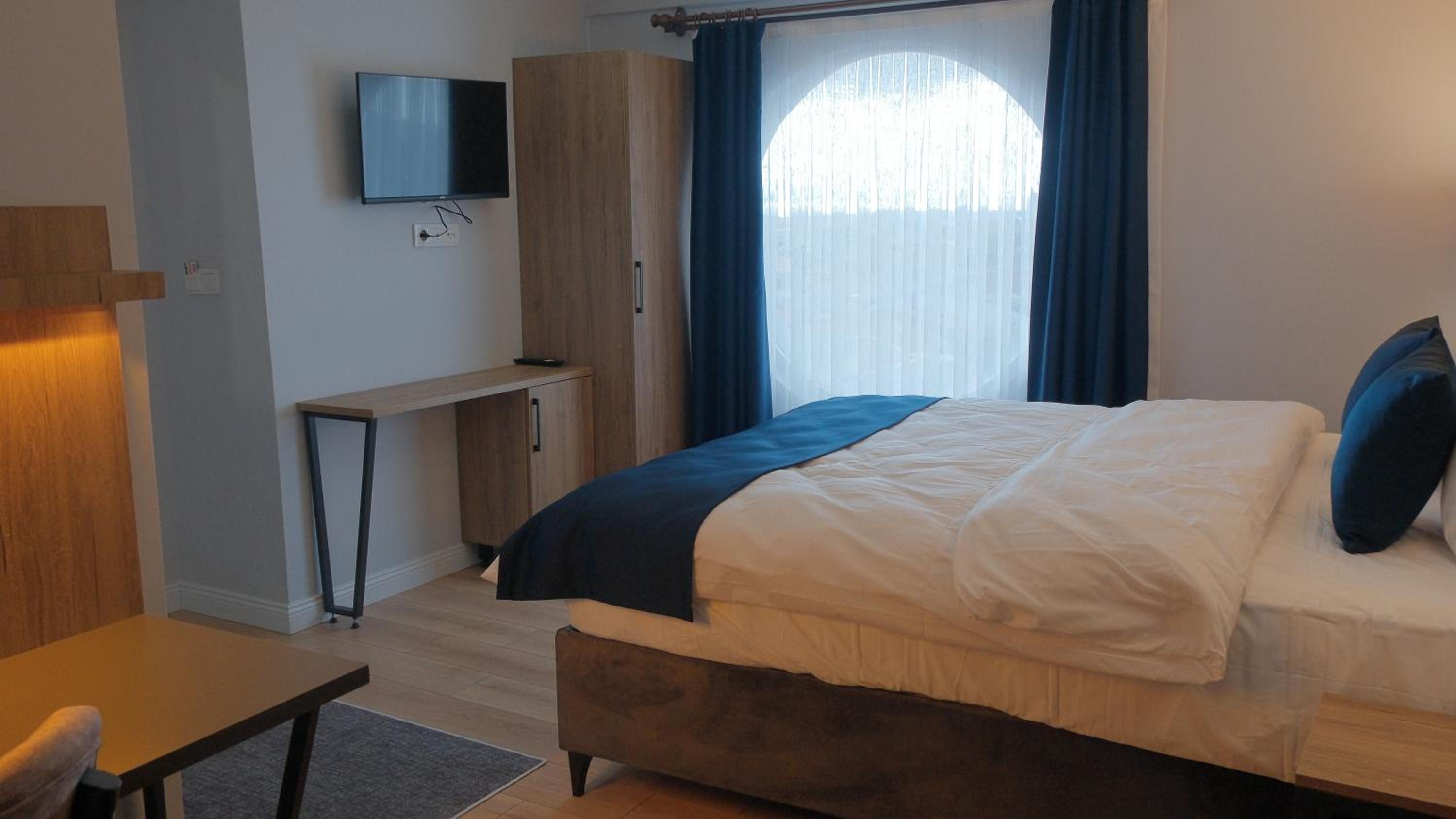 The Blue Suites - Image 38